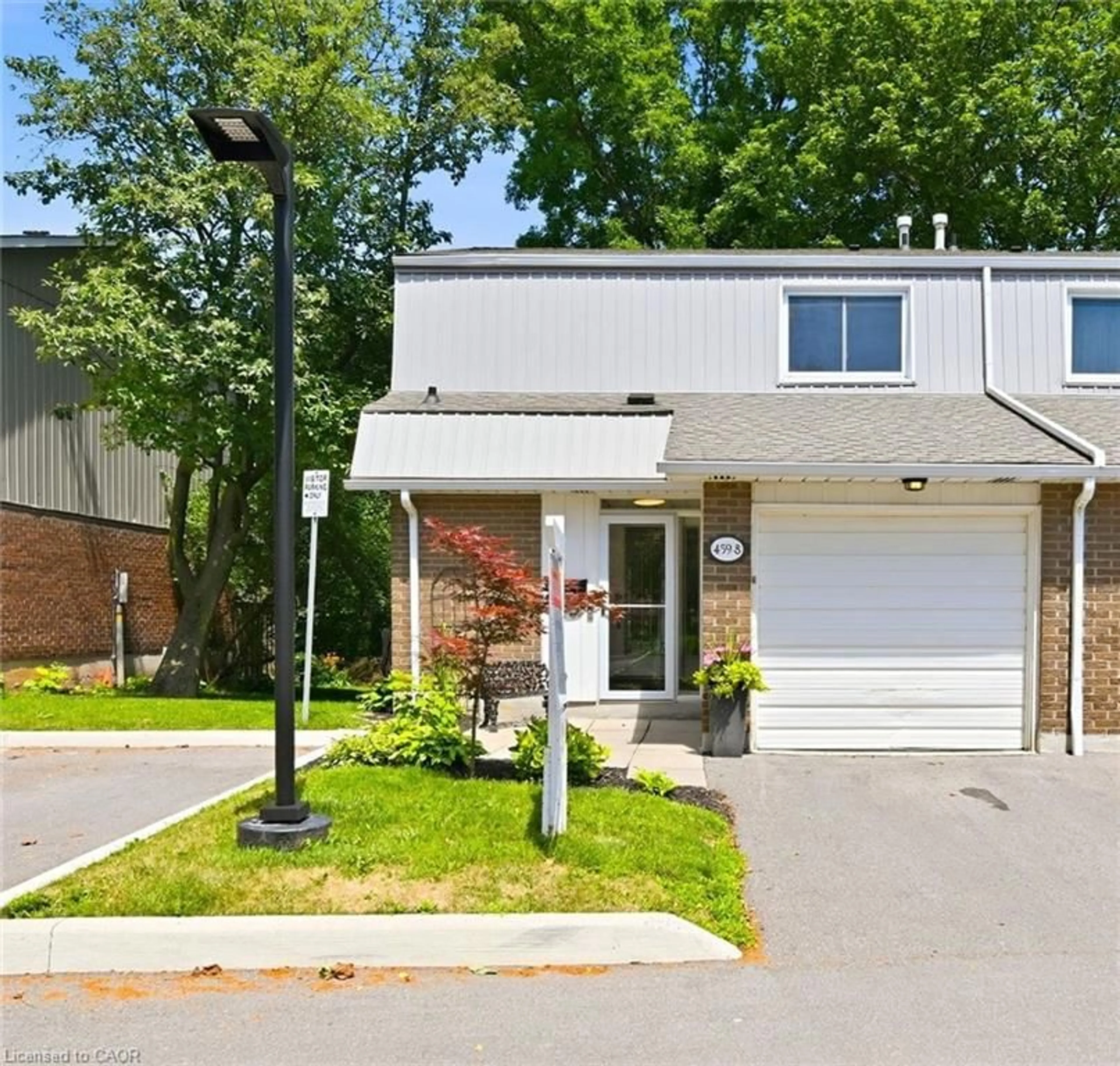 Home with brick exterior material, street for 459 Woodview Rd #8, Burlington Ontario L7N 2Z9