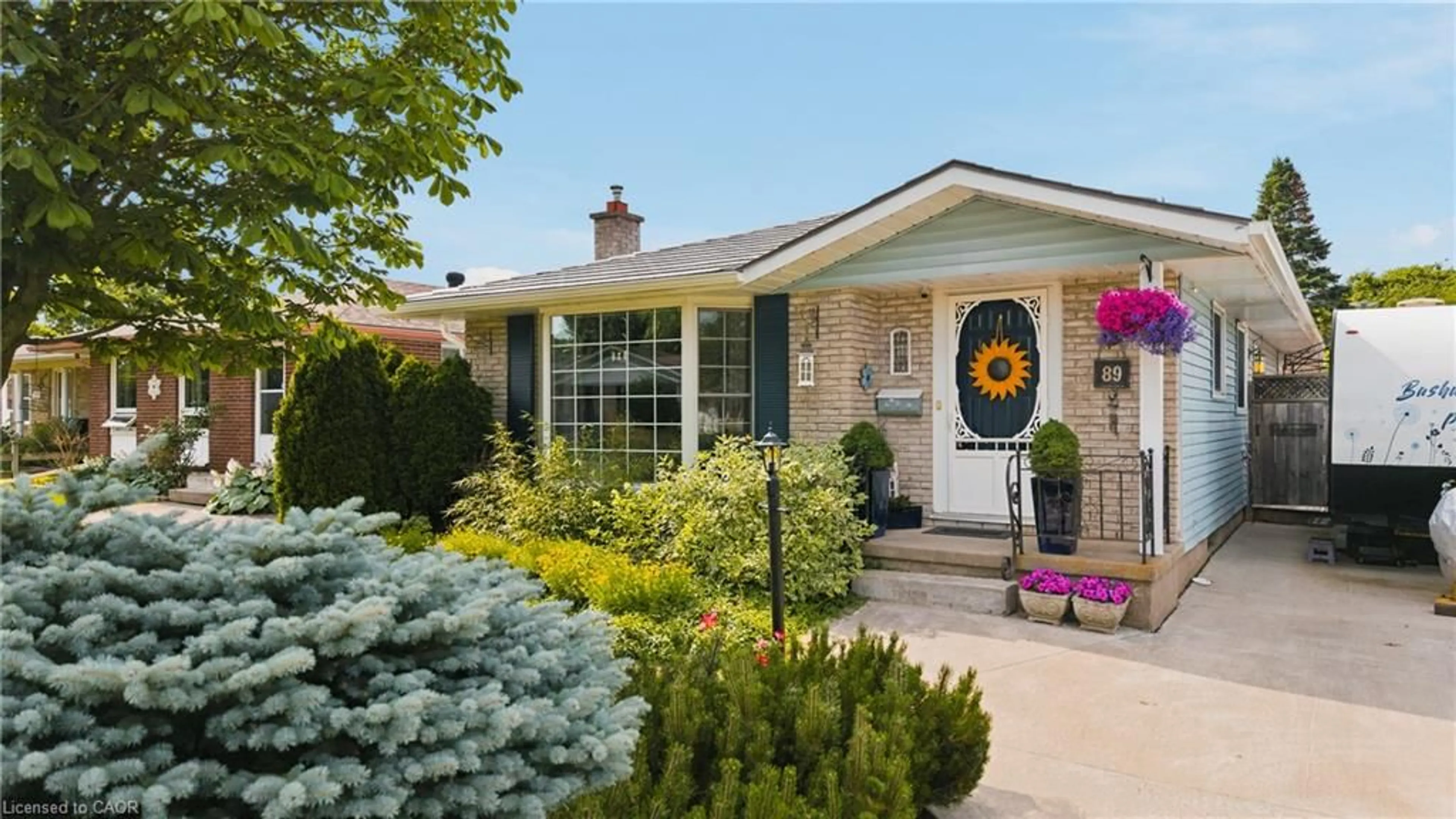 Home with brick exterior material, street for 89 Geneva Cres, Kitchener Ontario N2E 1M8