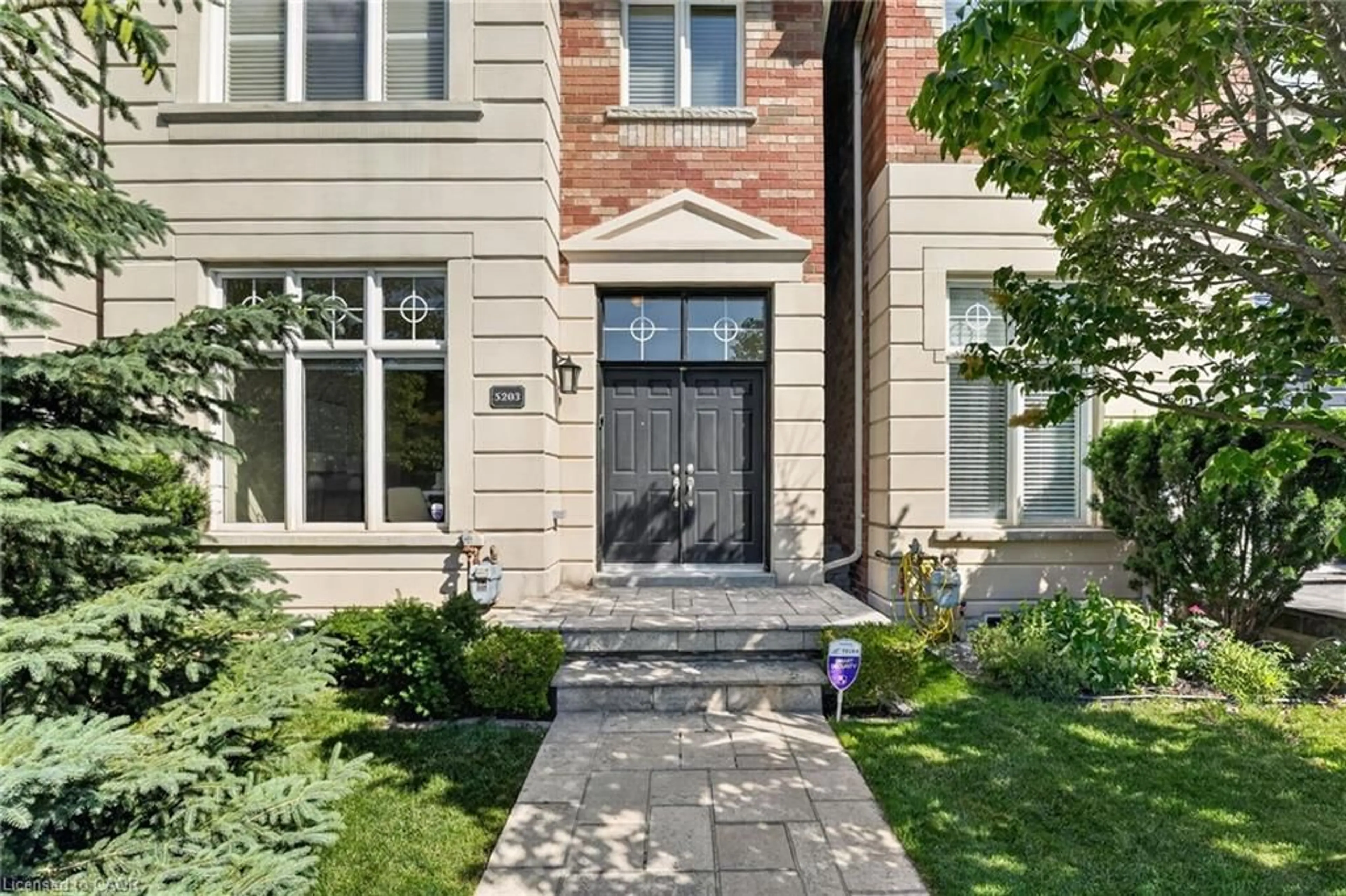 Home with brick exterior material, street for 5203 Preservation Cir, Mississauga Ontario L5M 7T3
