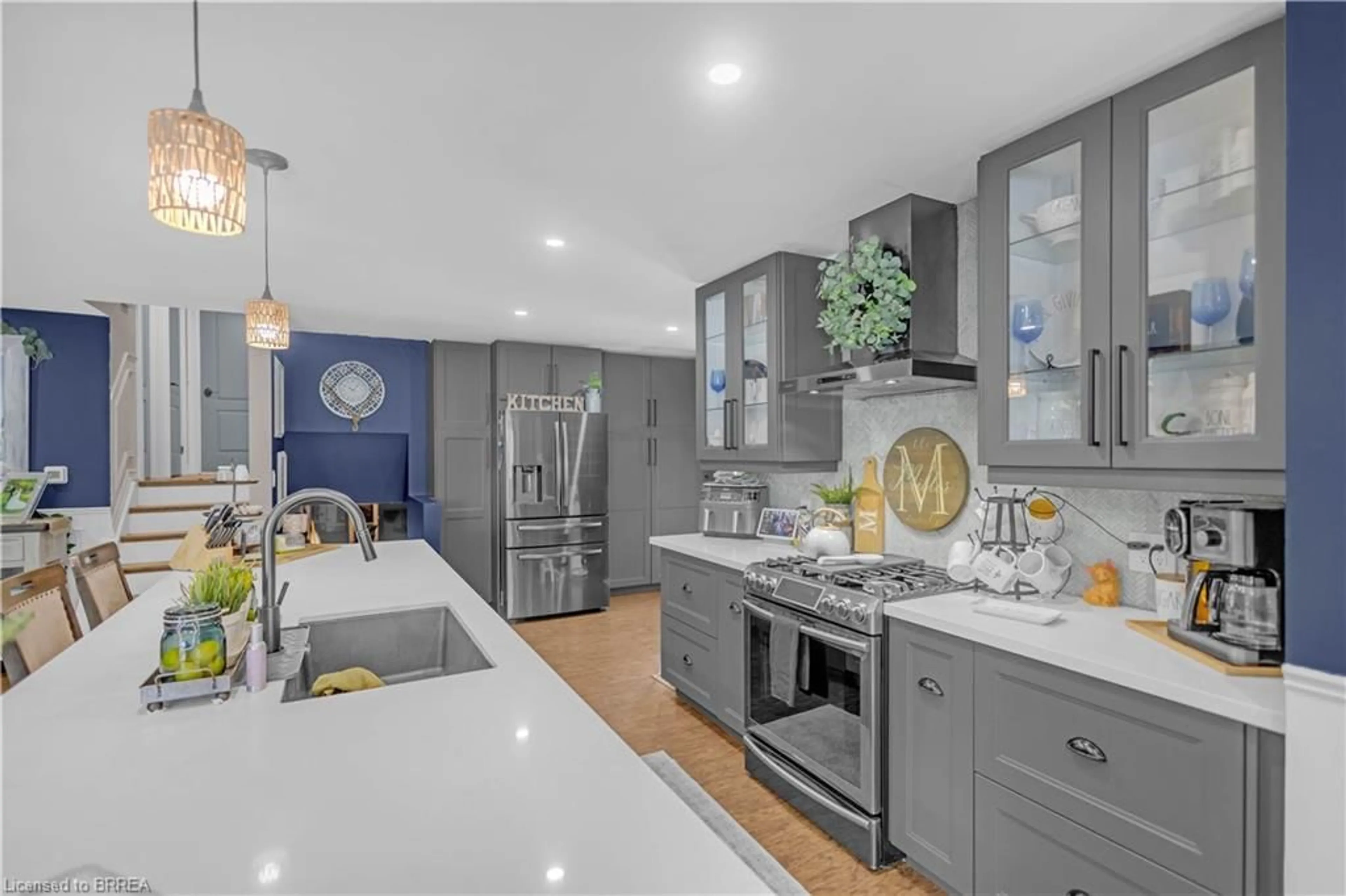 Open concept kitchen, ceramic/tile floor for 34 Elmvale Cres, Townsend Ontario N0A 1S0