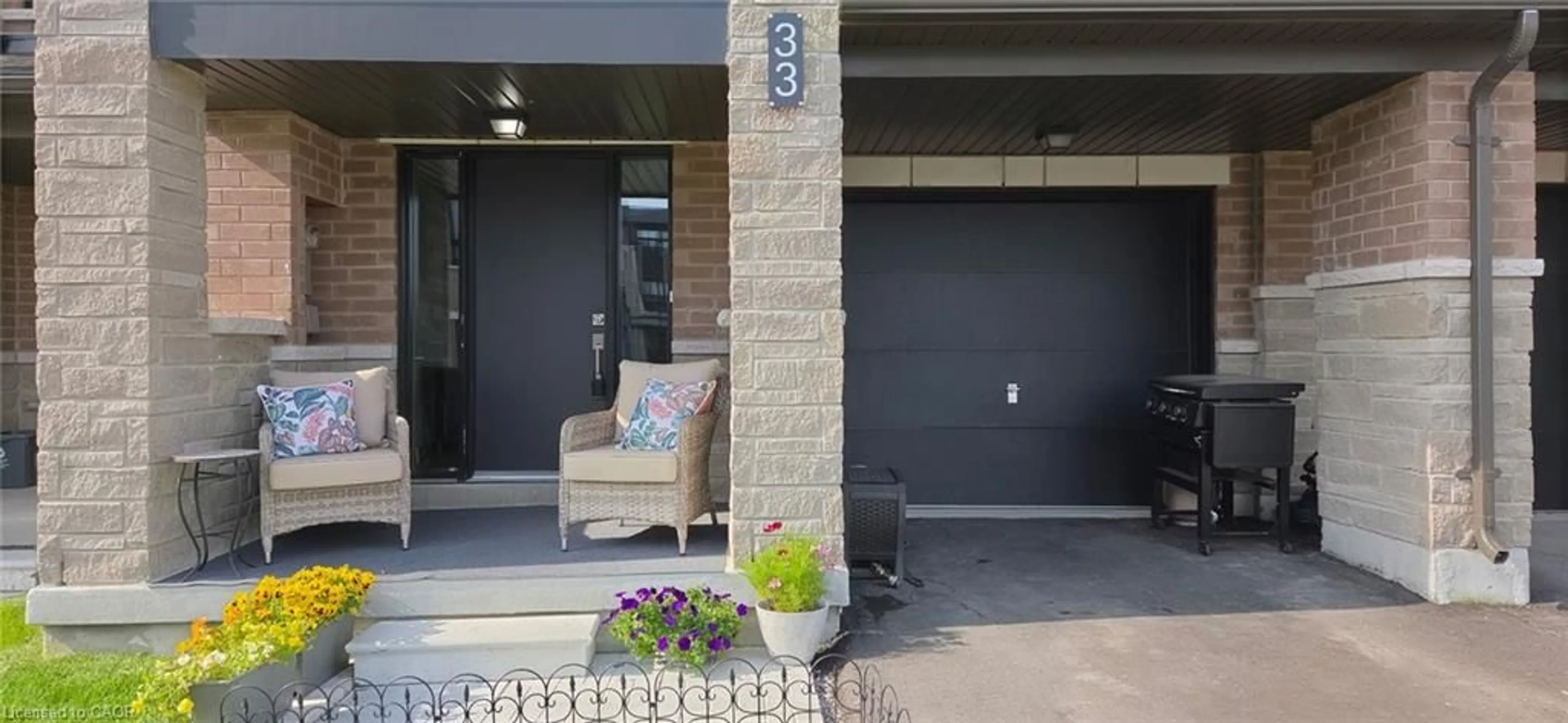 Unknown for 33 Red Maple Lane, Barrie Ontario L9J 0N4