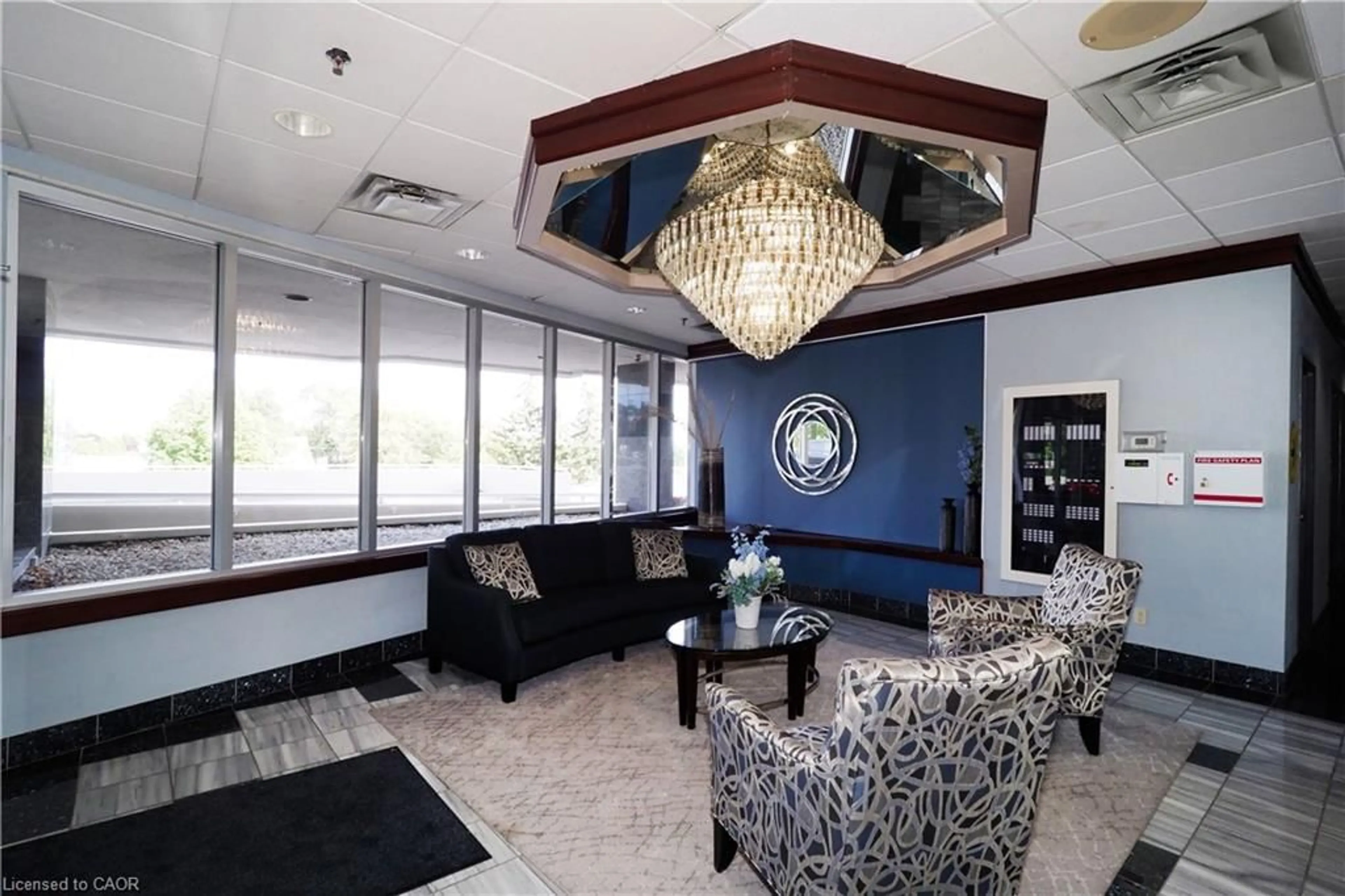 Lobby for 190 Hespeler Rd #1001, Cambridge Ontario N1R 8B8