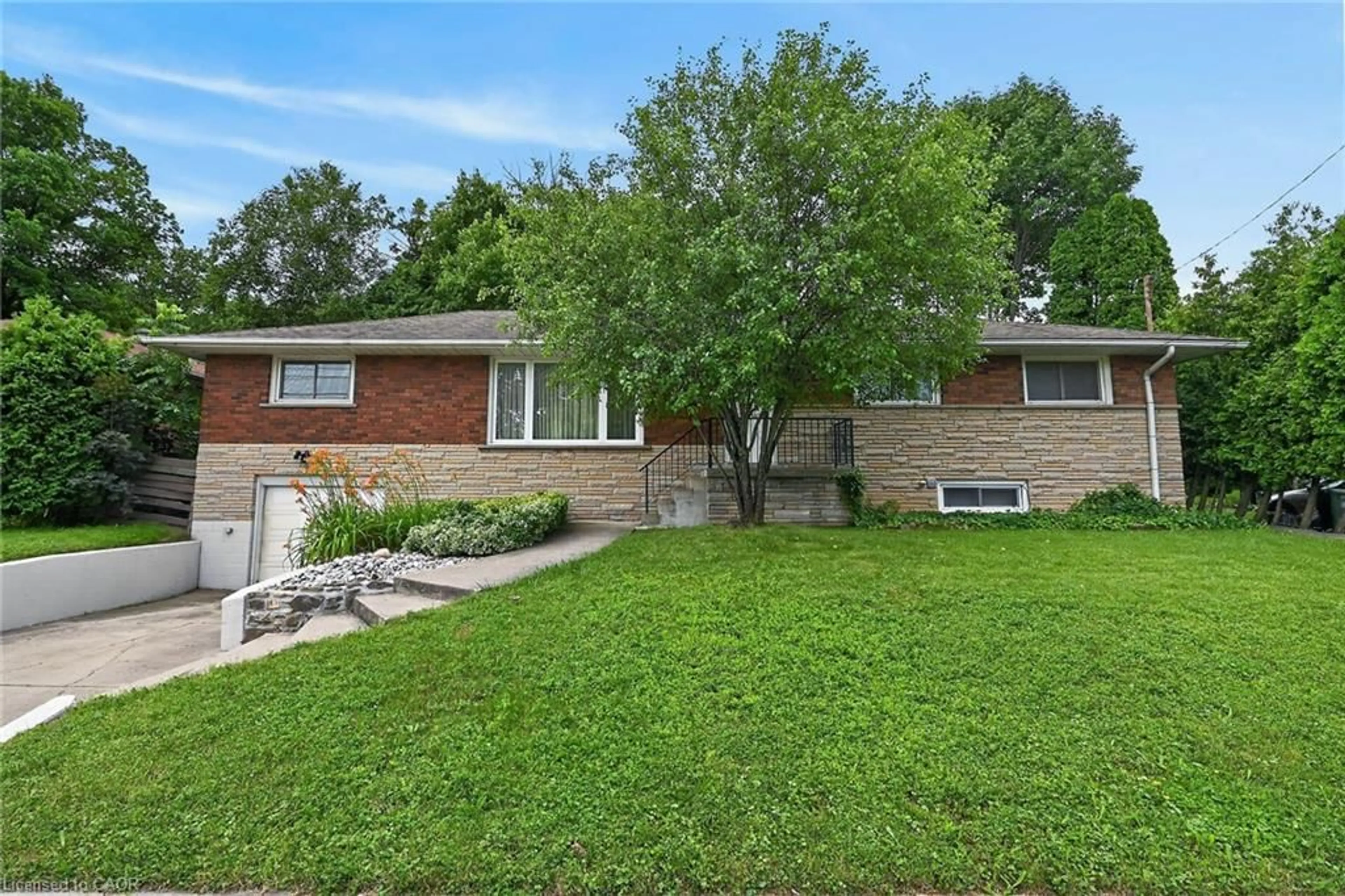 Home with brick exterior material, street for 27 Ainslie Ave, Hamilton Ontario L8S 2J5
