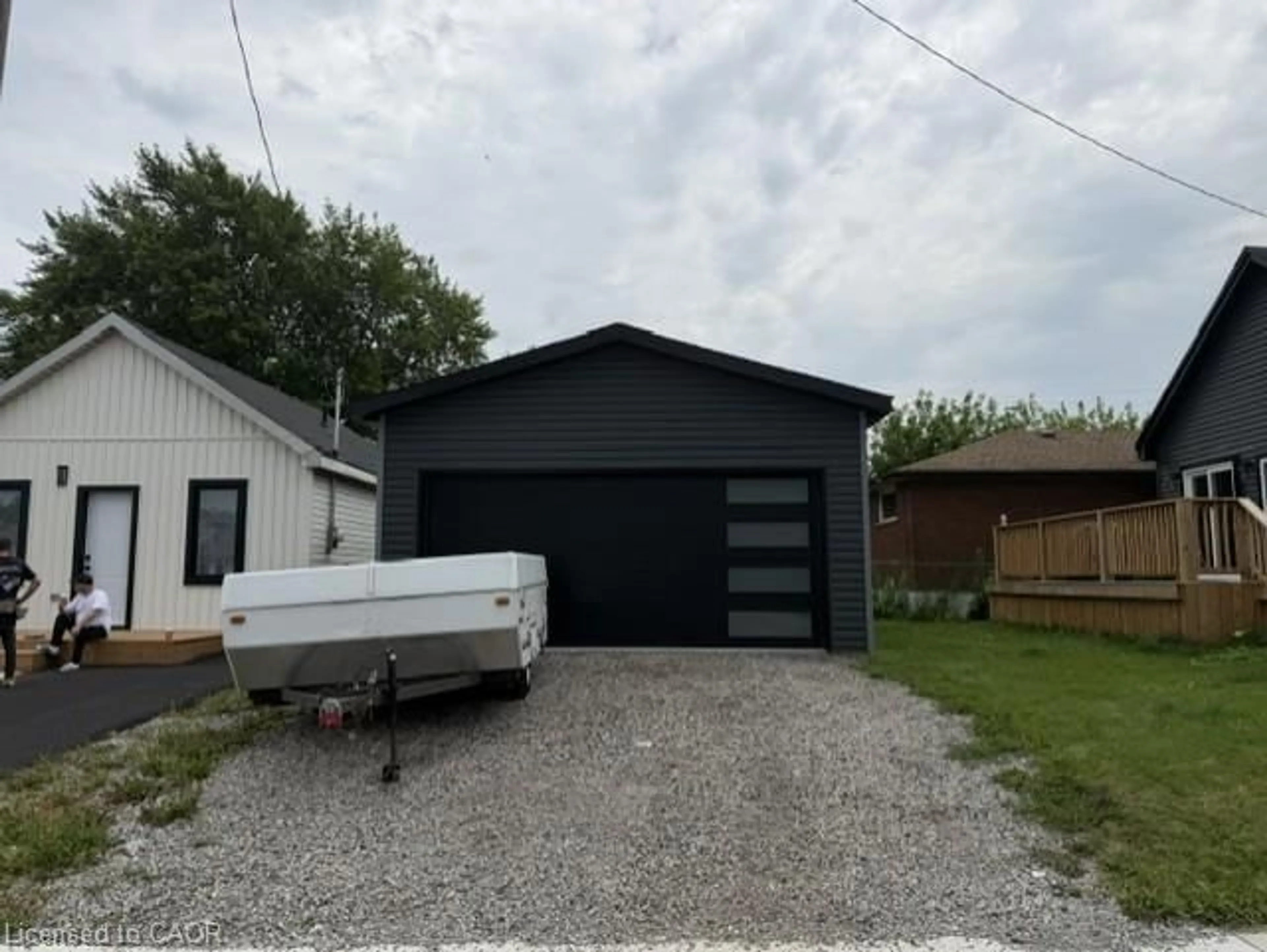 Shed for 1239 Dunsmure Rd, Hamilton Ontario L8H 1L7
