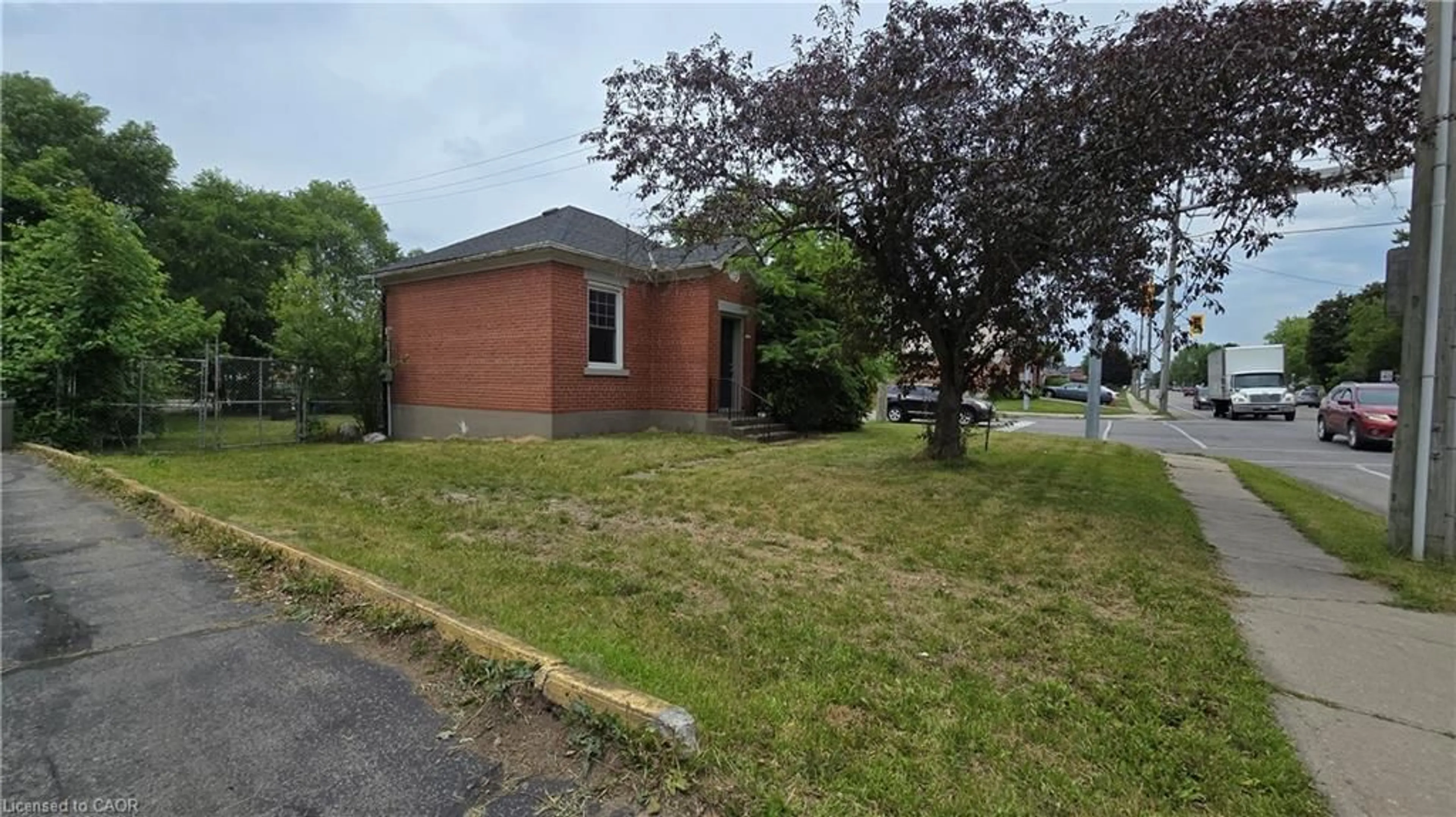 Unknown for 1504 Concession Rd, Cambridge Ontario N3H 4L9