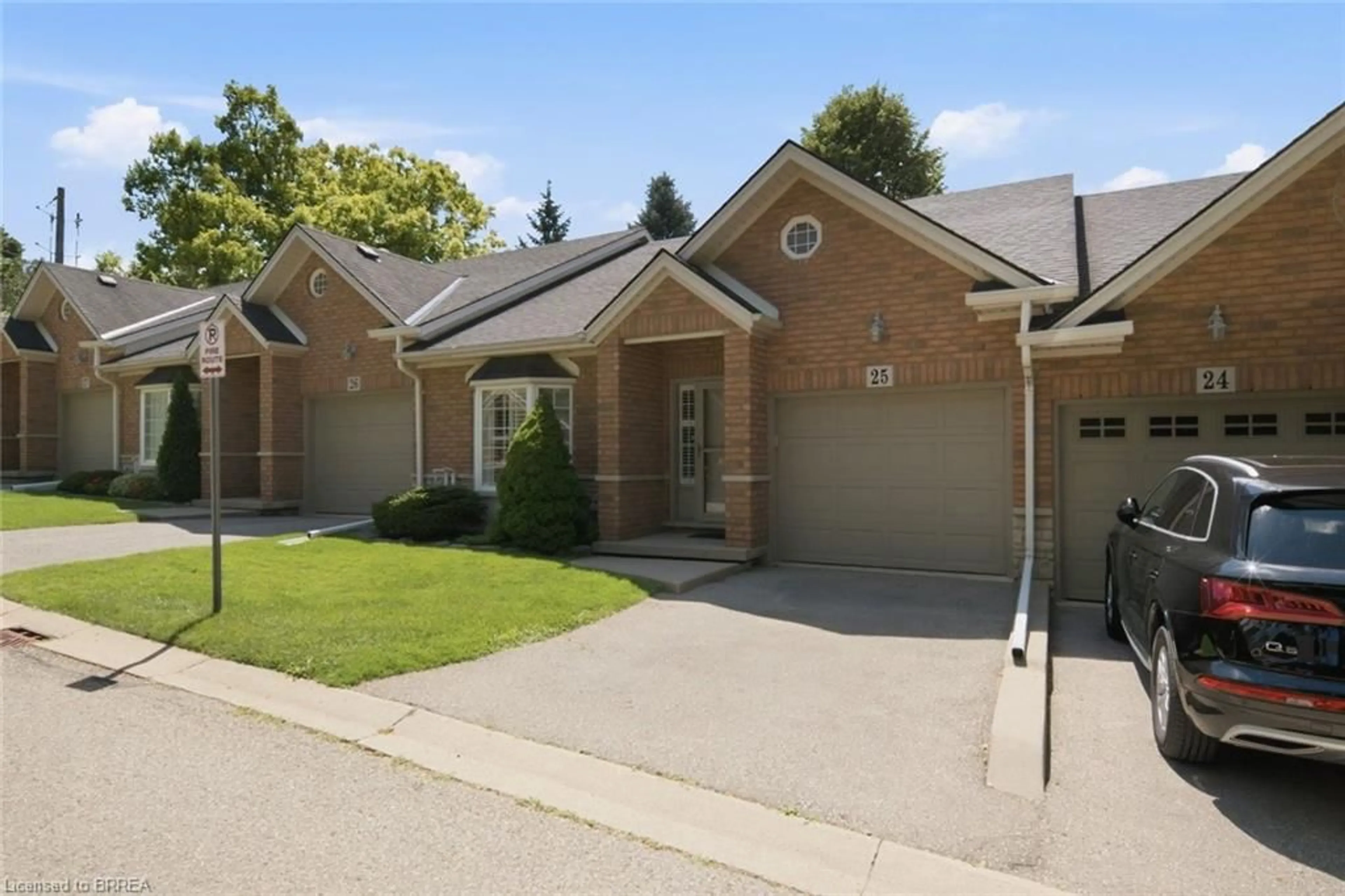 Home with brick exterior material, street for 24 Hardy Rd #25, Brantford Ontario N3T 5K6