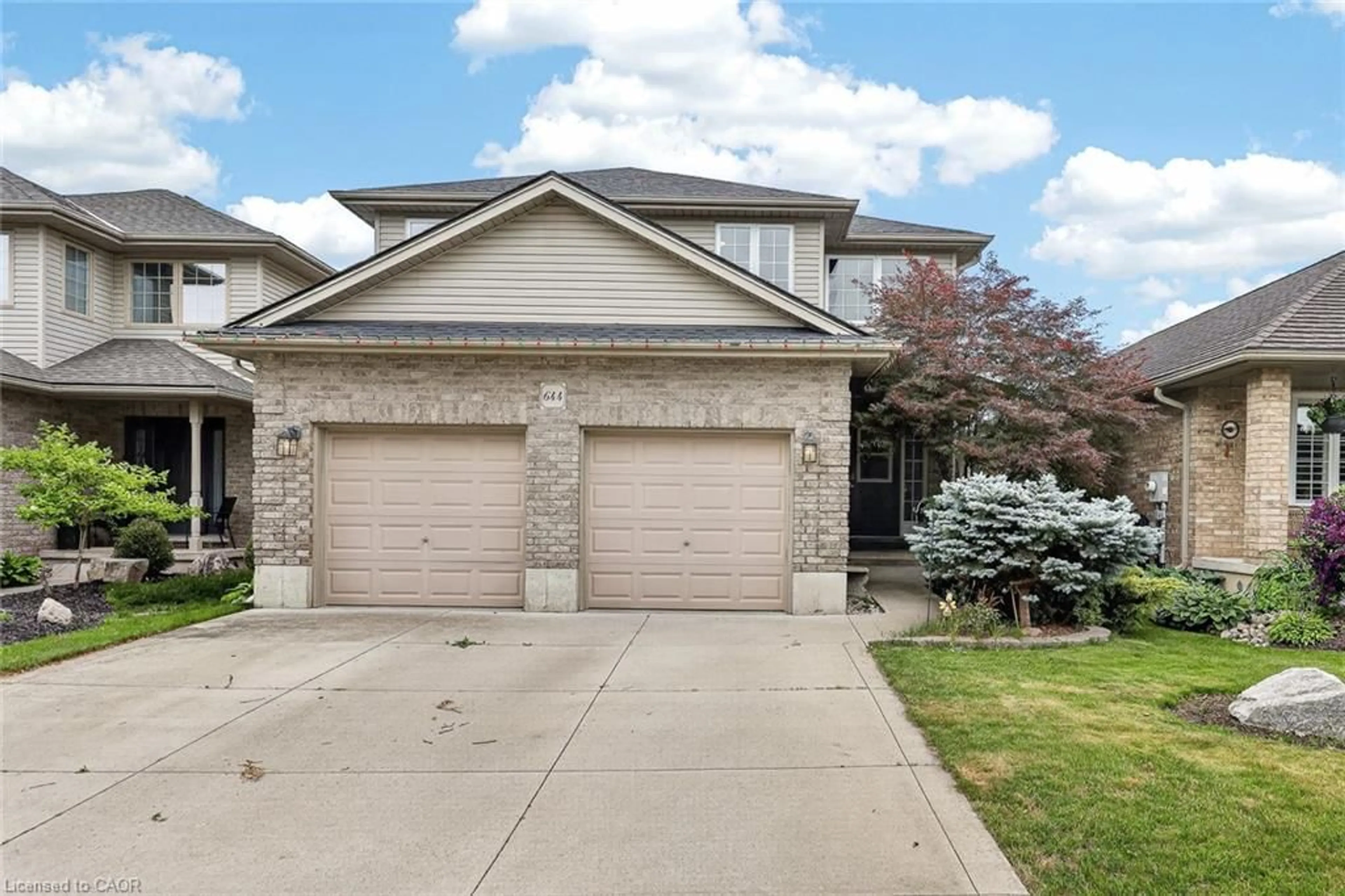 Home with brick exterior material, street for 644 Hummingbird Cres, Woodstock Ontario N4T 0B3