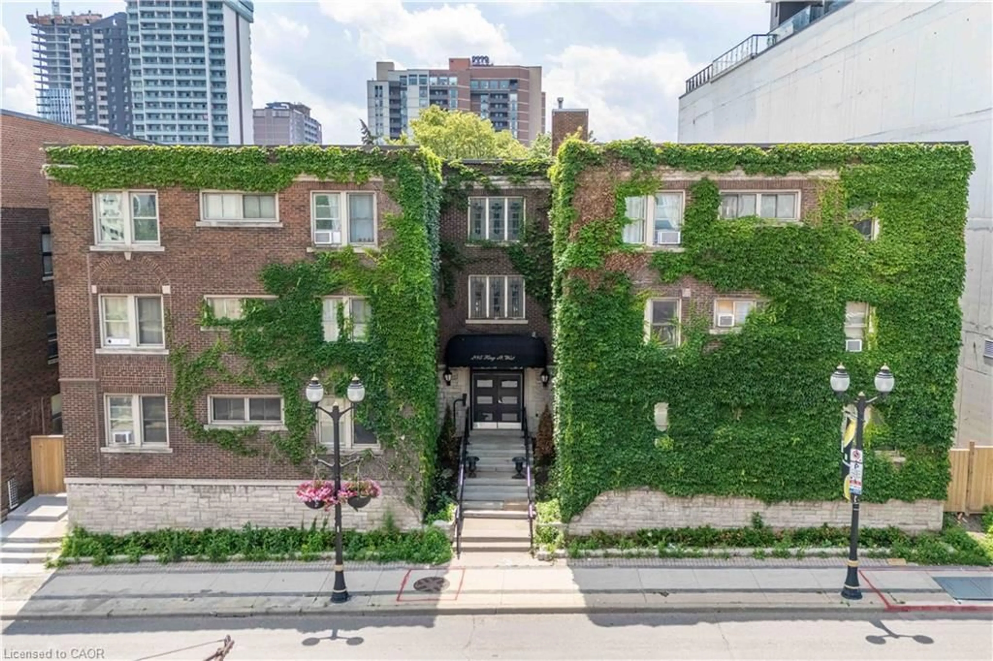 Unknown for 285 King St #4, Hamilton Ontario L8P 1B2