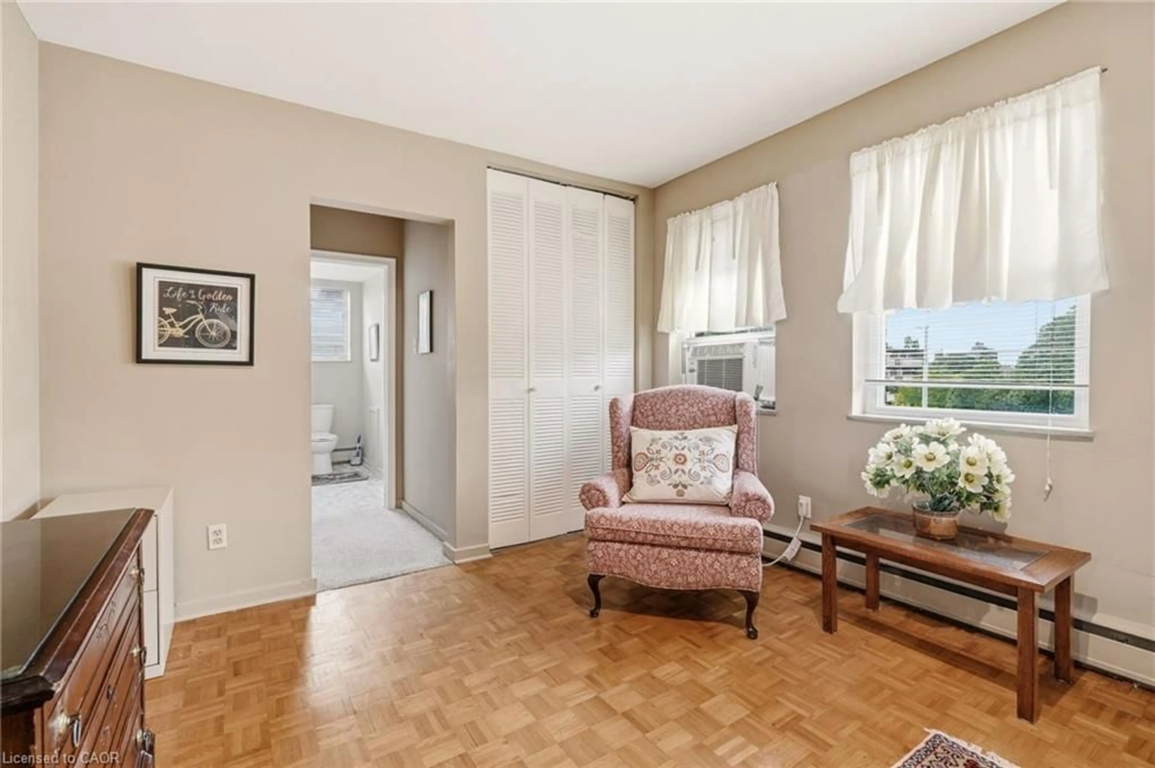 Unknown for 38 Charlton Ave #402, Hamilton Ontario L8P 2C1