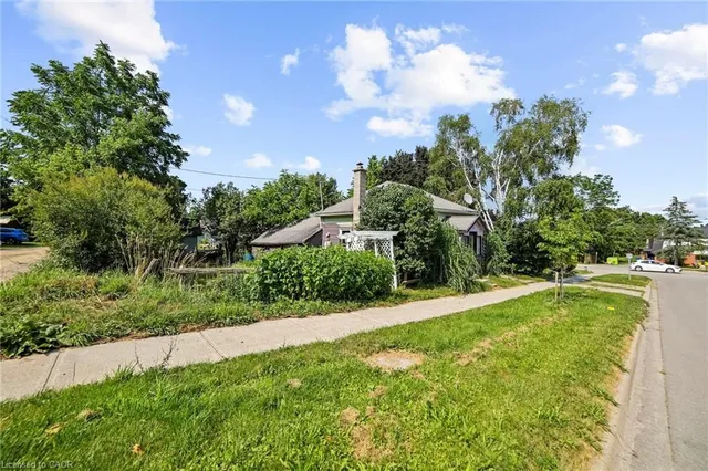120 Second Ave, Shelburne 3