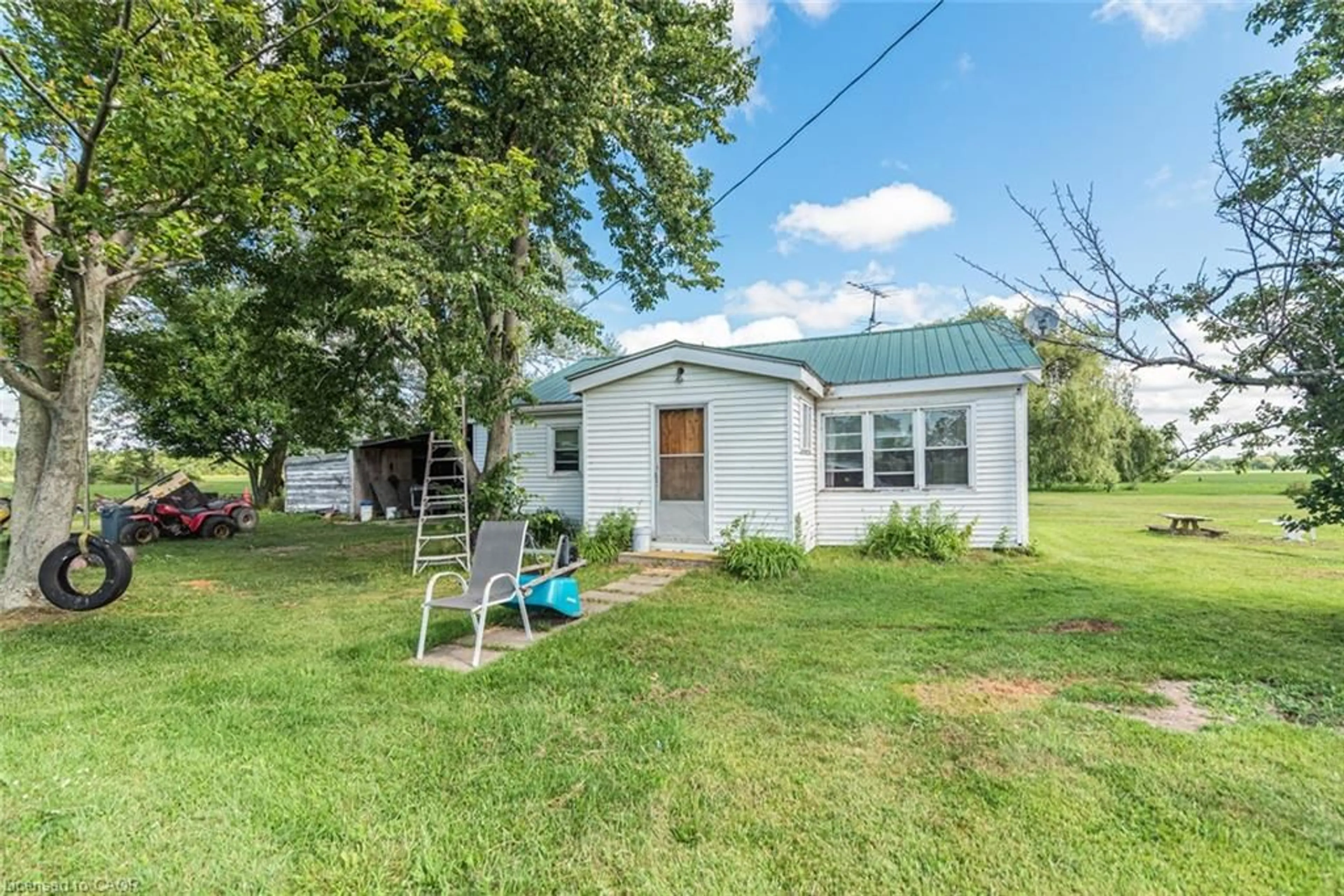 Shed for 52 Windy Line, Lowbanks Ontario N0A 1K0