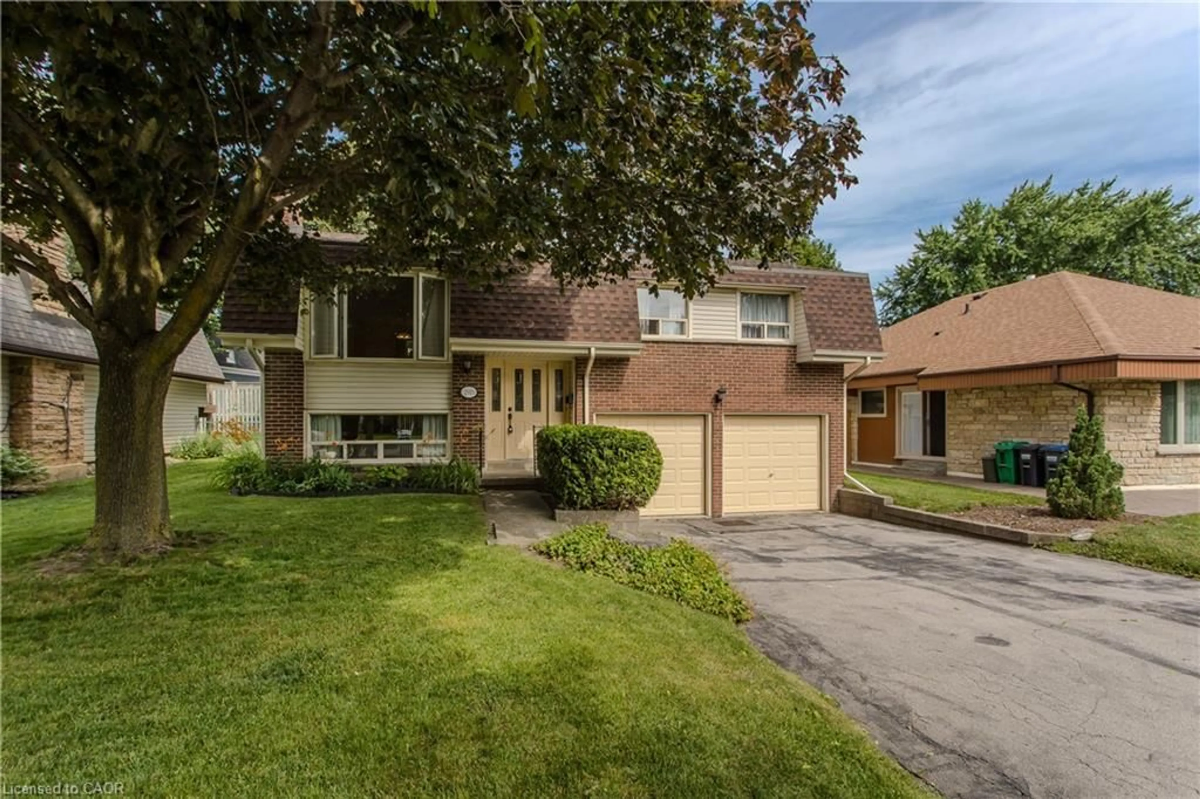 Unknown for 2915 Saint Malo Cir, Mississauga Ontario L5N 1S8