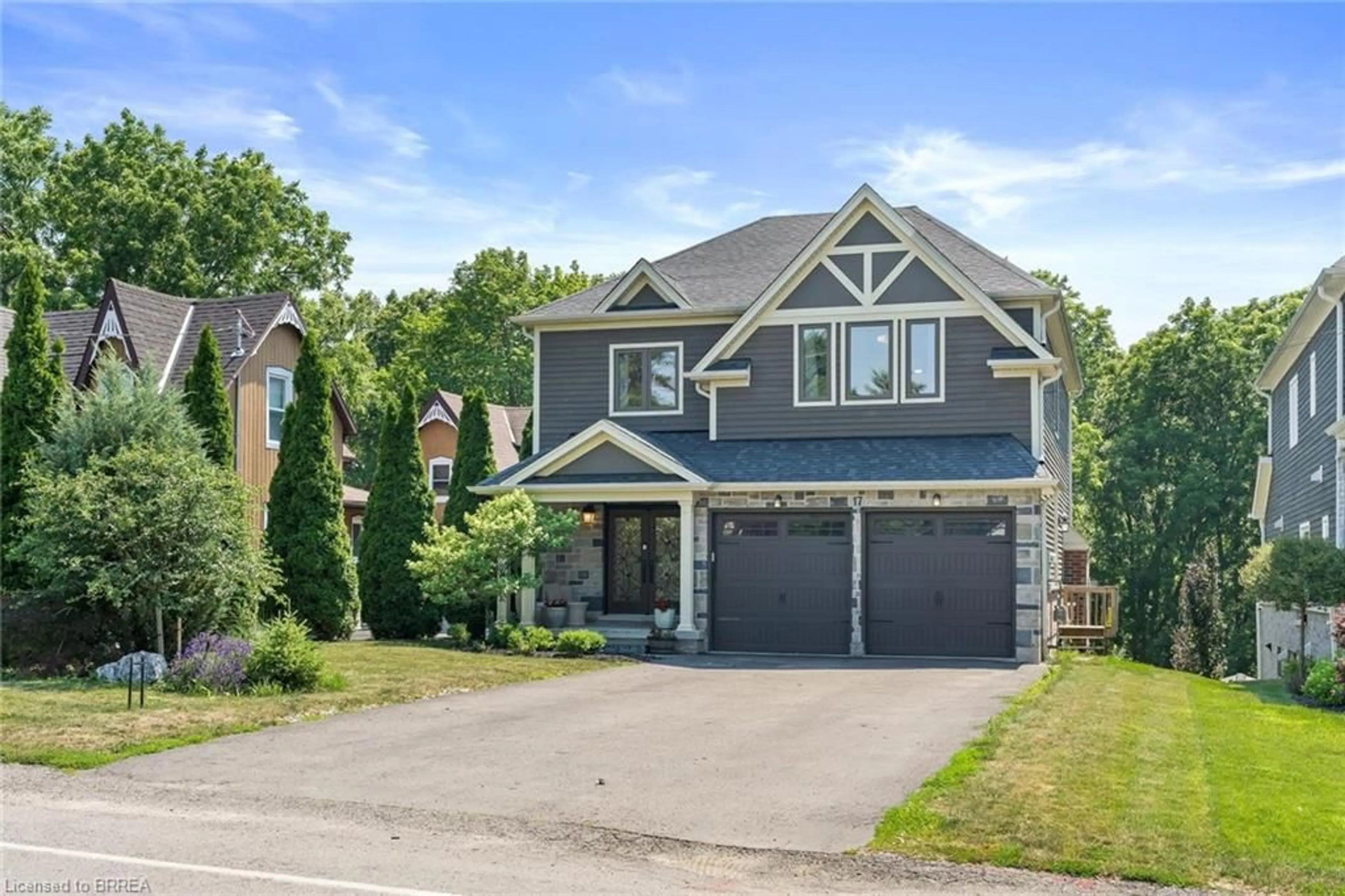 Home with brick exterior material, street for 17 Ontario St, Georgetown Ontario L7G 3K5