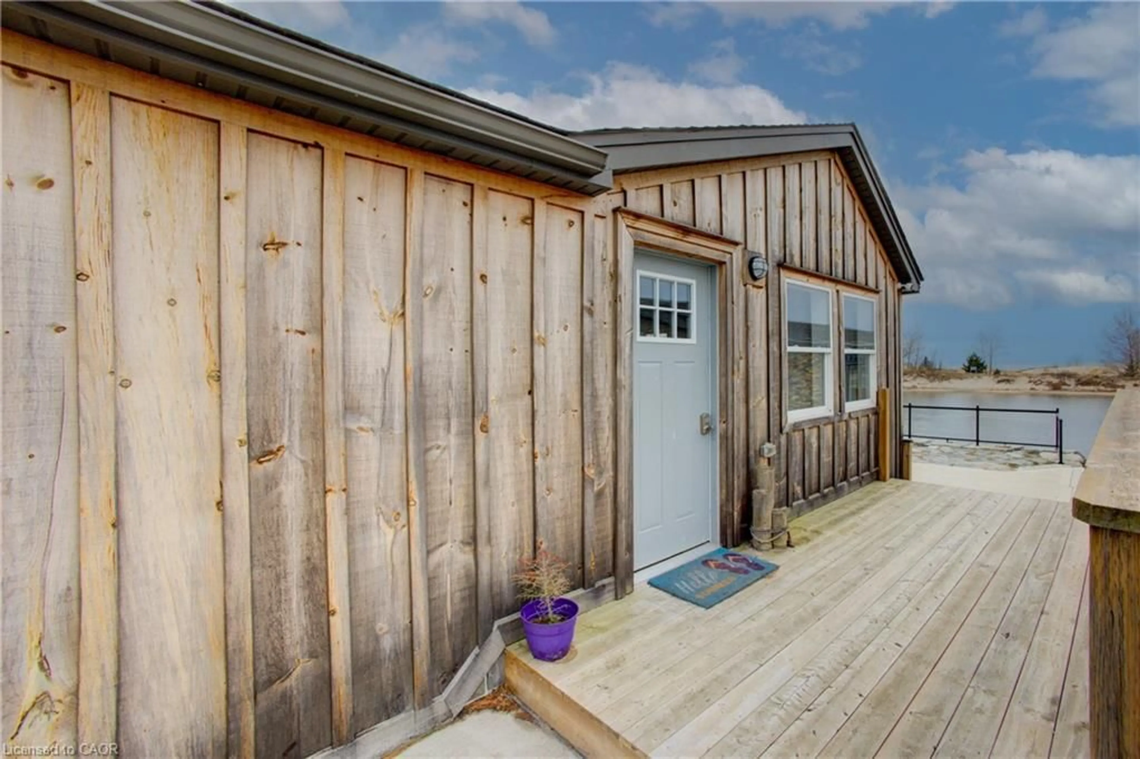 Shed for 2 Browns Lane, Wasaga Beach Ontario L9Z 2L7