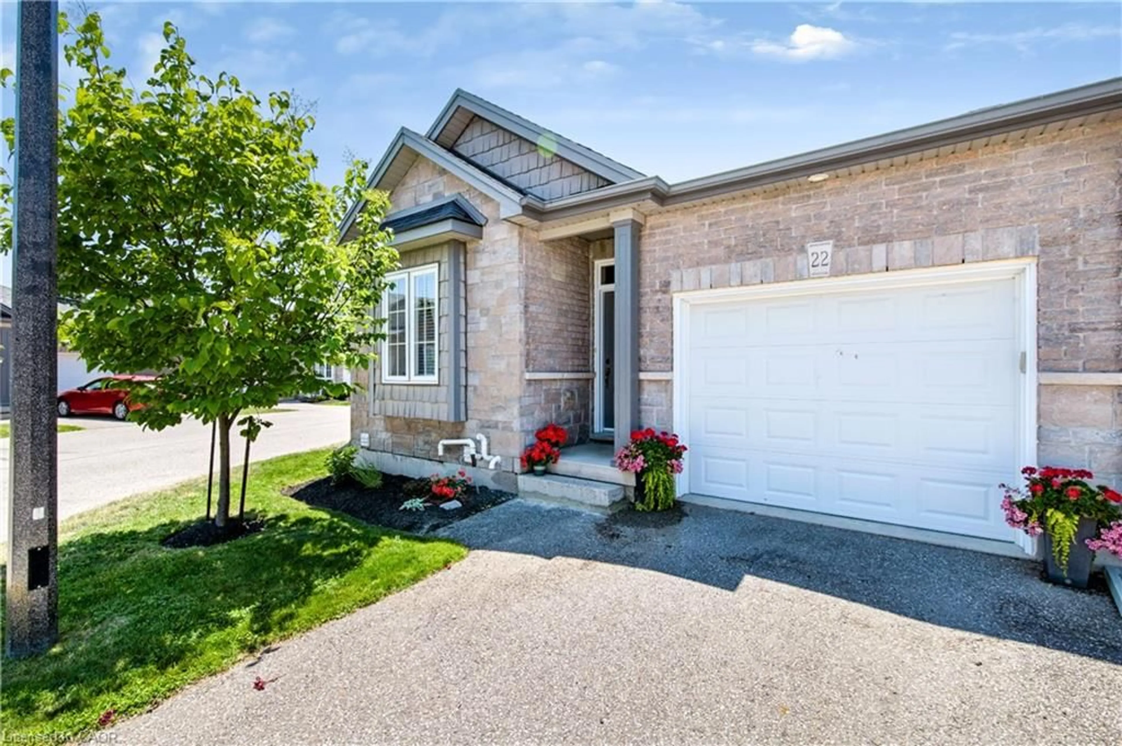 Unknown for 244 Dundas St #22, Paris Ontario N3L 0B4
