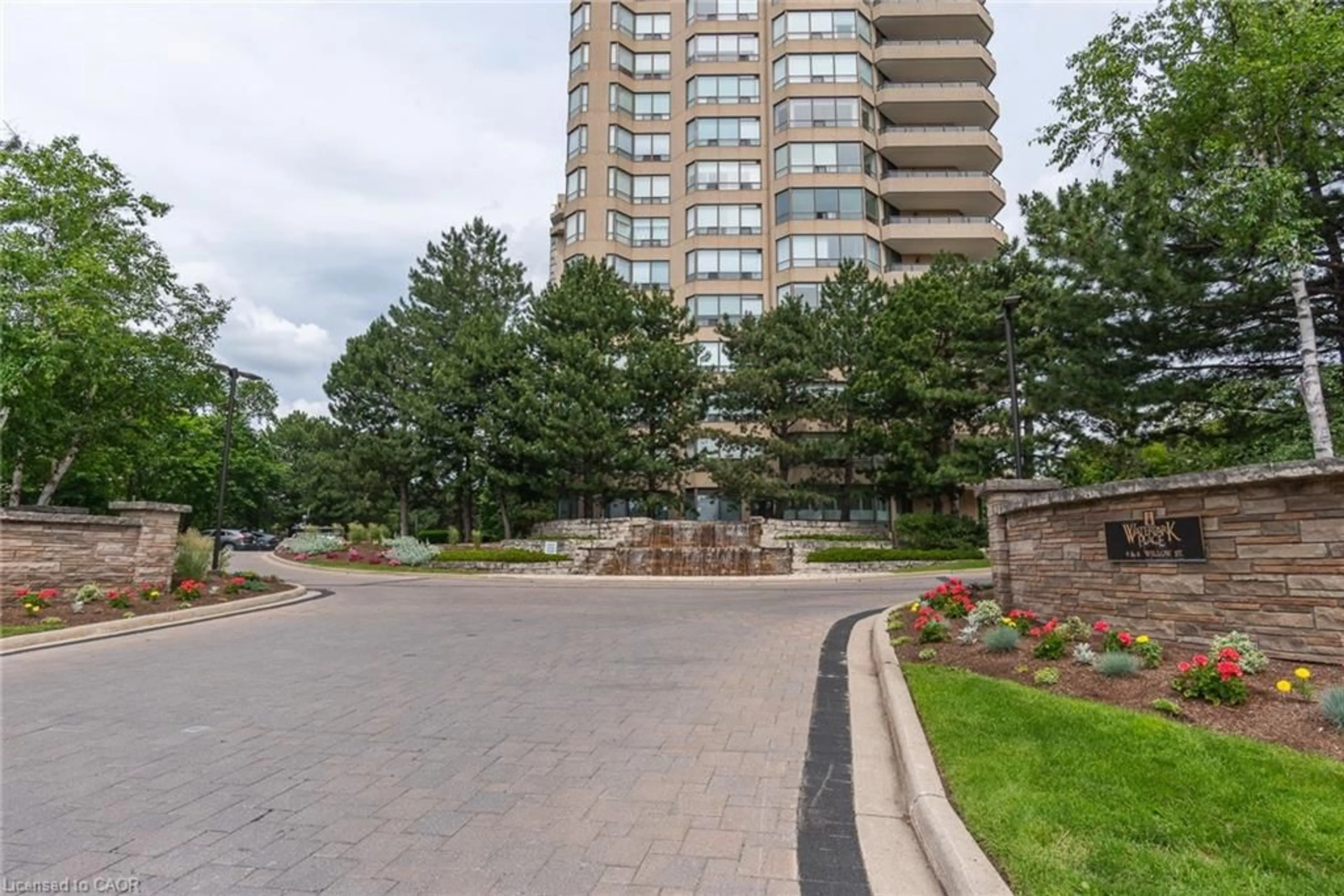Patio, unknown for 6 Willow St #2008, Waterloo Ontario N2J 4S3