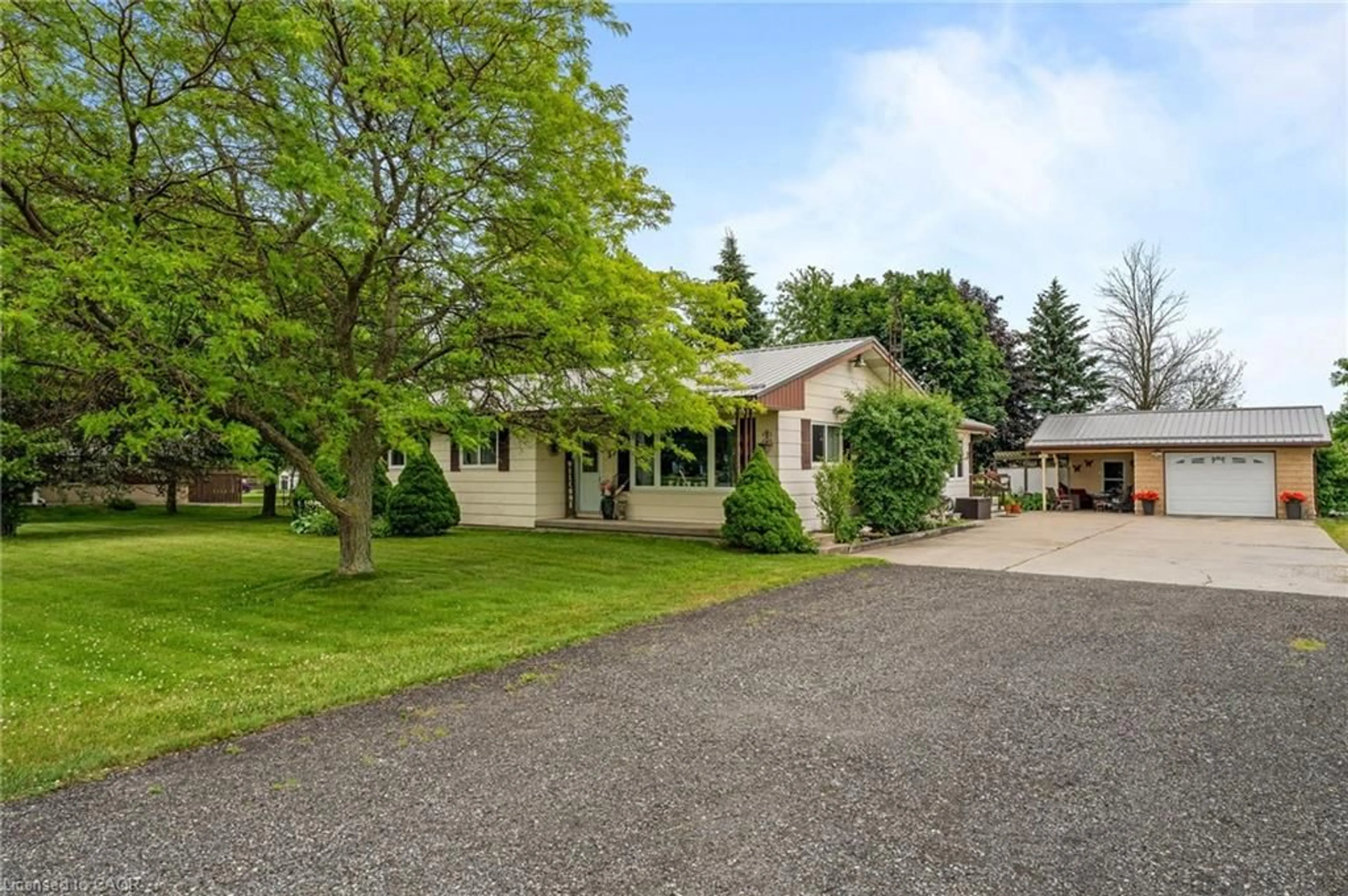 A pic from outside/outdoor area/front of a property/back of a property/a pic from drone, street for 57 Talbot St, Jarvis Ontario N0A 1J0