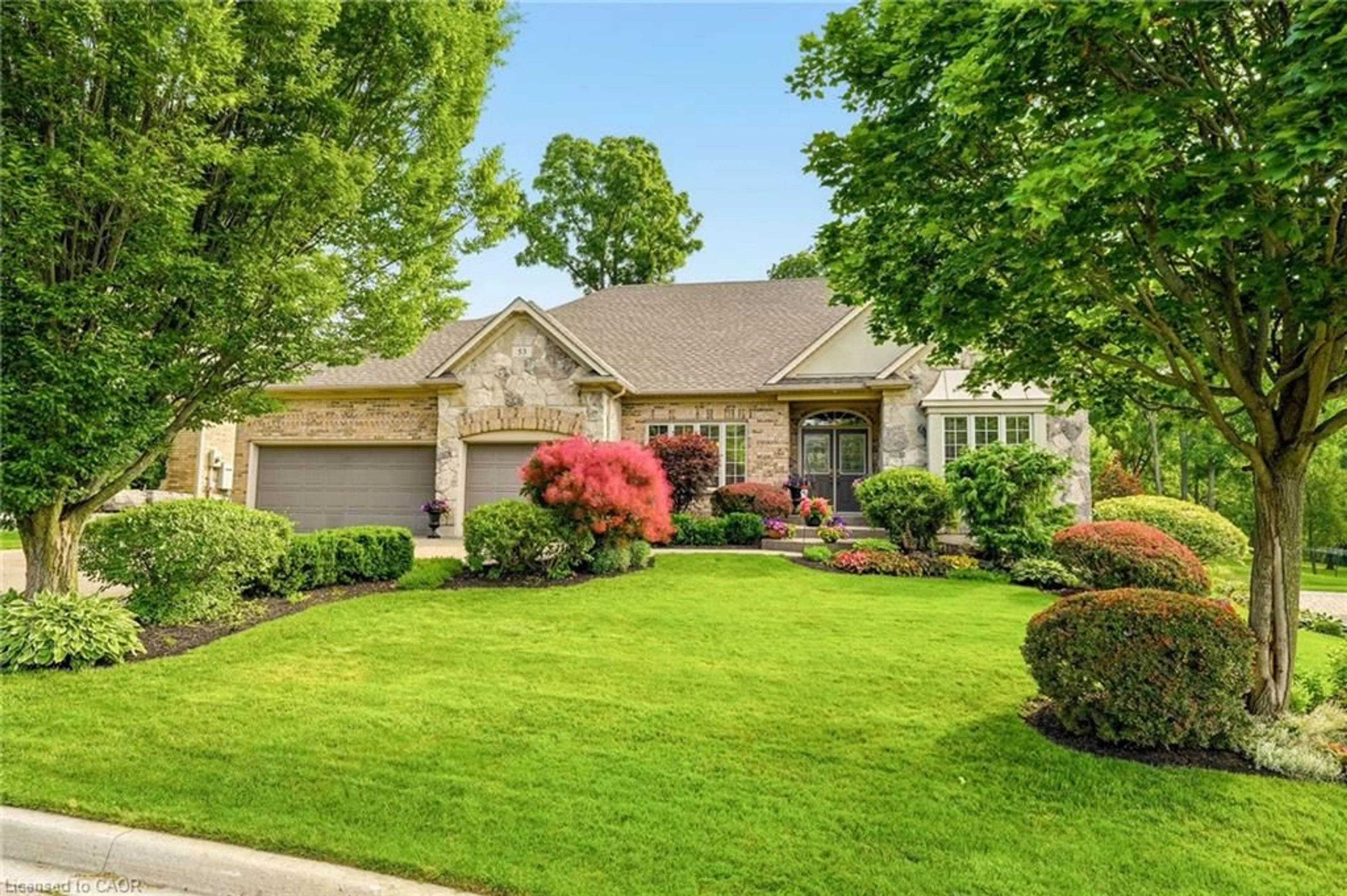 Home with brick exterior material, street for 53 Rockcliffe Rd, Waterdown Ontario L9H 7H5