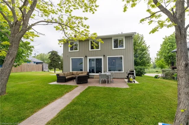 2118 Lakeshore Rd, Dunnville 5