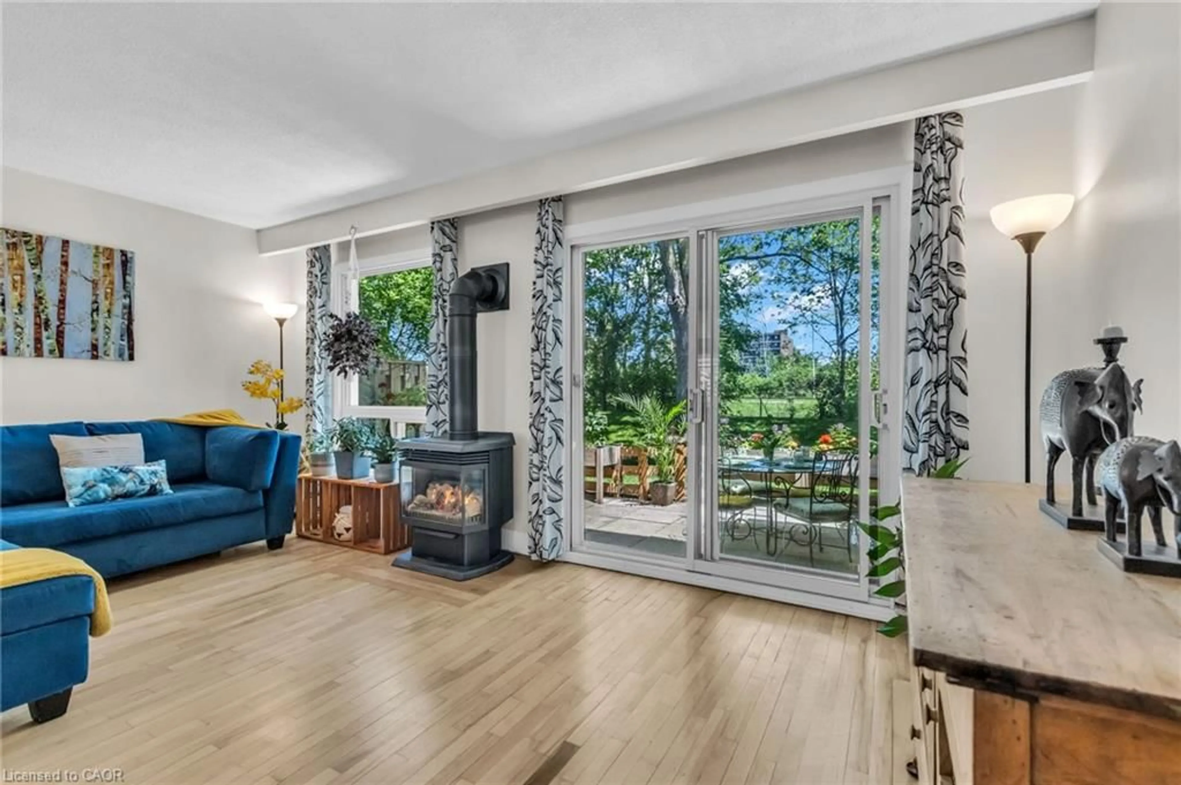 Living room with furniture, unknown for 49 Rhonda Rd #70, Guelph Ontario N1H 7A4