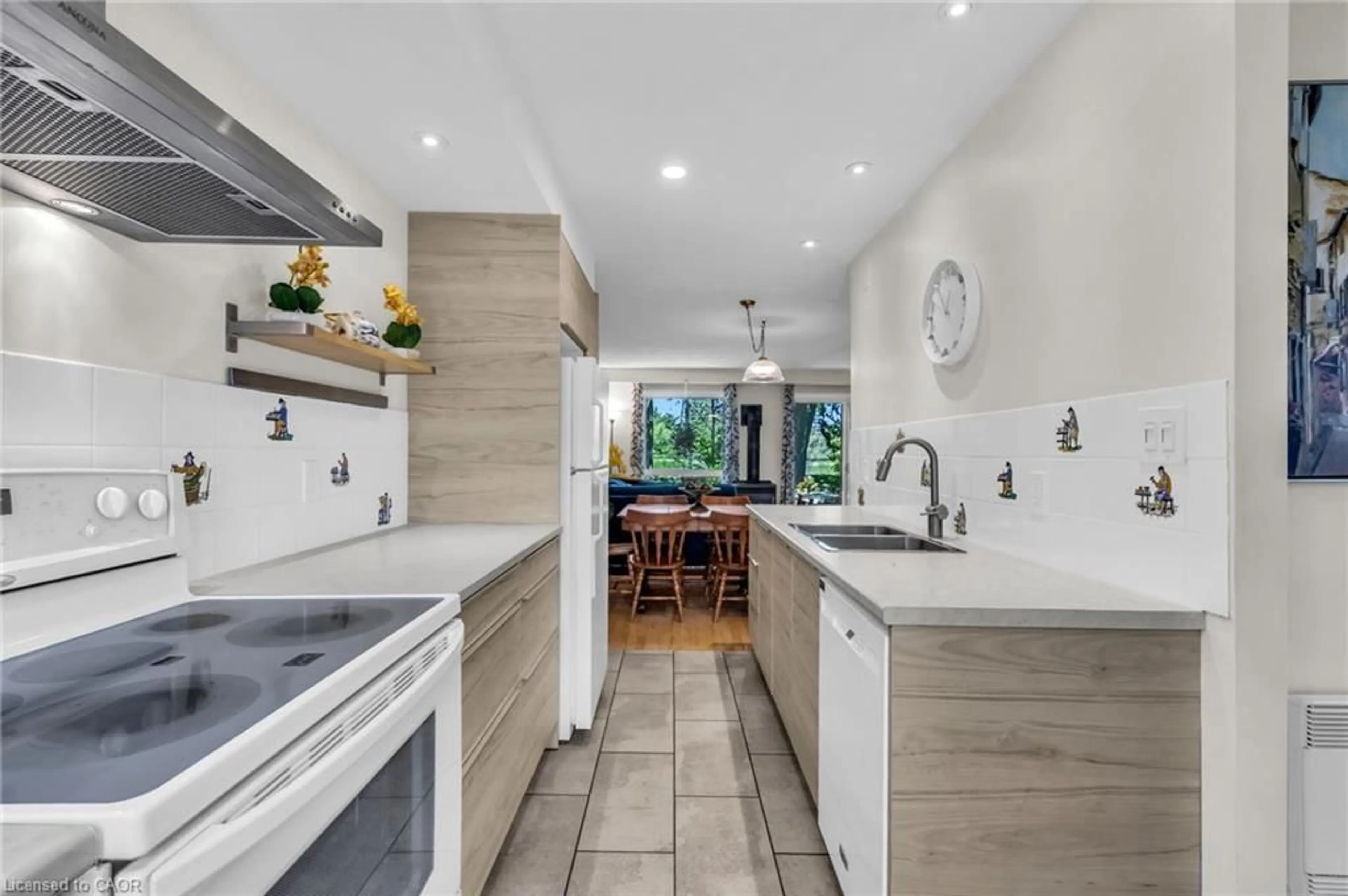 Open concept kitchen, ceramic/tile floor for 49 Rhonda Rd #70, Guelph Ontario N1H 7A4