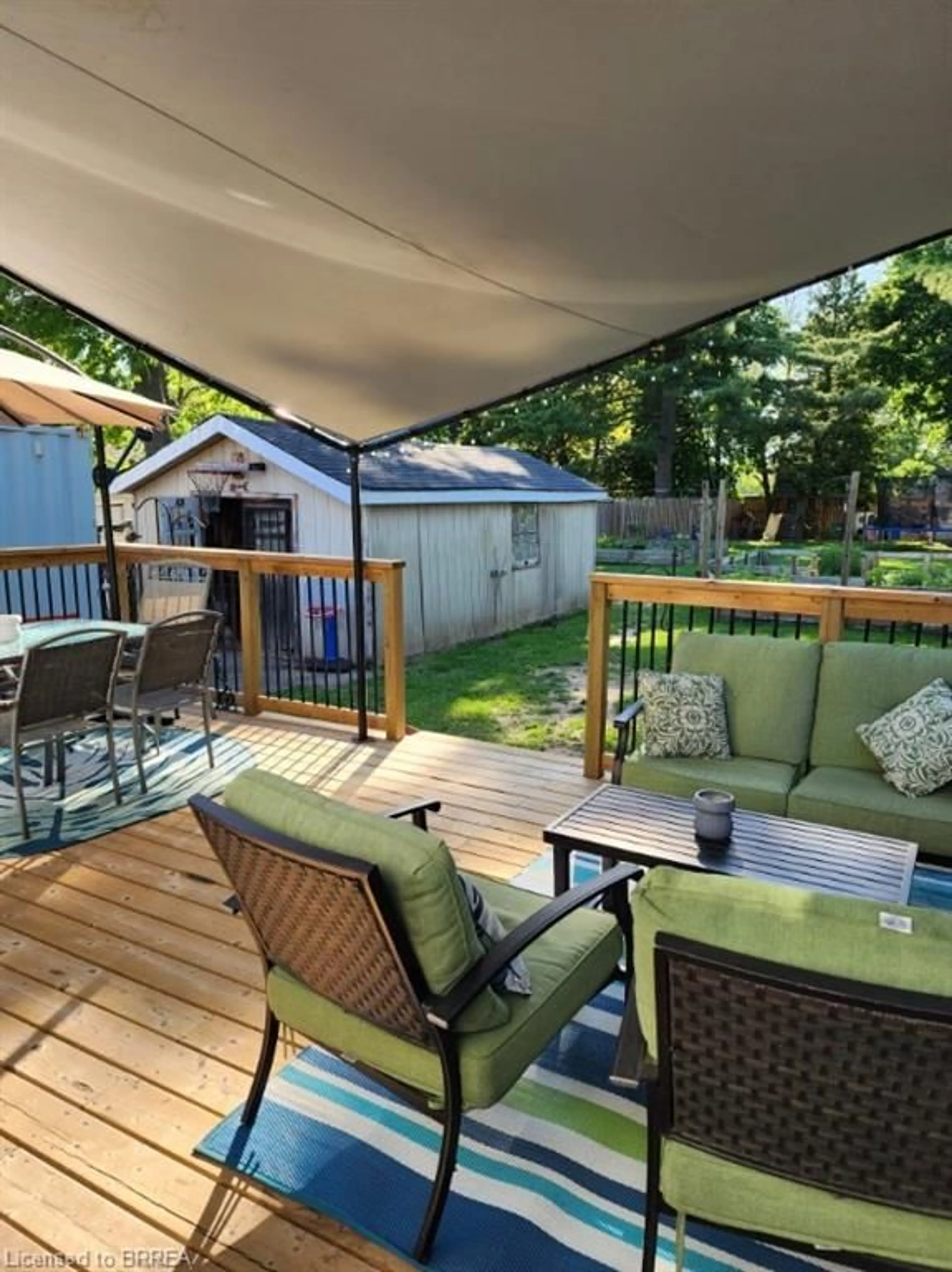 Patio, street for 86 North Park St, Brantford Ontario N3R 4K1