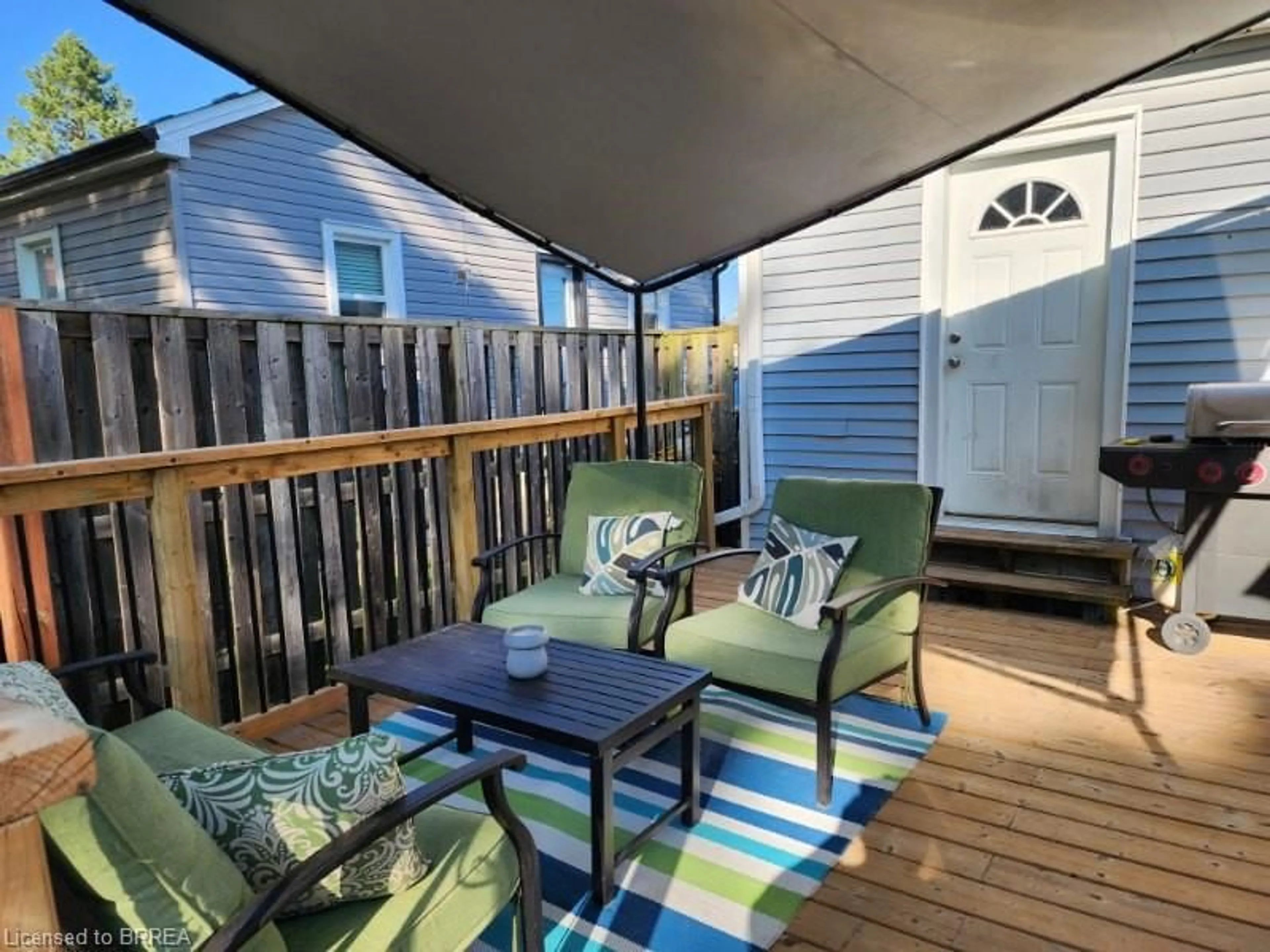 Patio, street for 86 North Park St, Brantford Ontario N3R 4K1