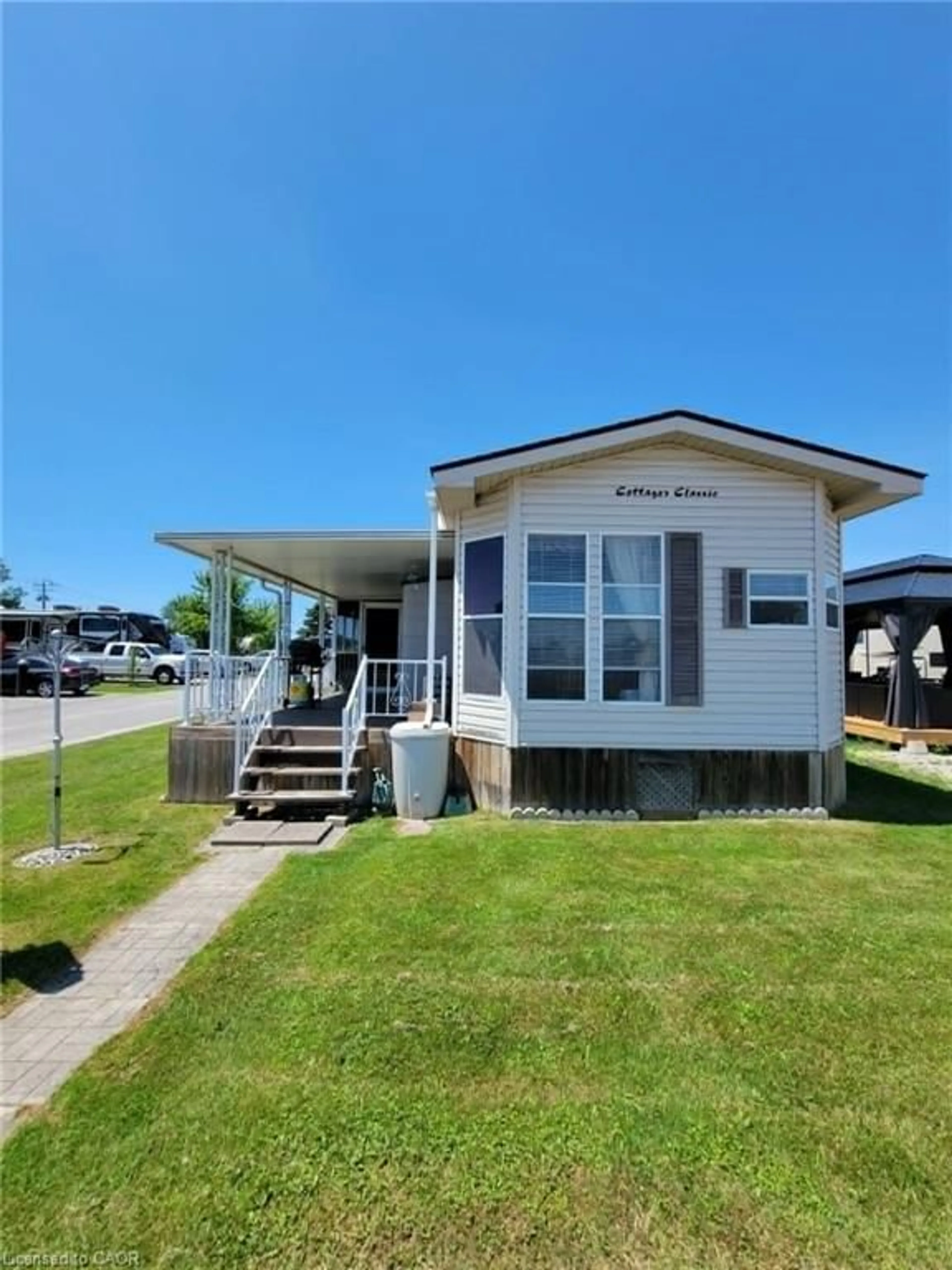 Home with vinyl exterior material, water/lake/river/ocean view for 659 Port Maitland Rd #85, Dunnville Ontario N1A 2W6