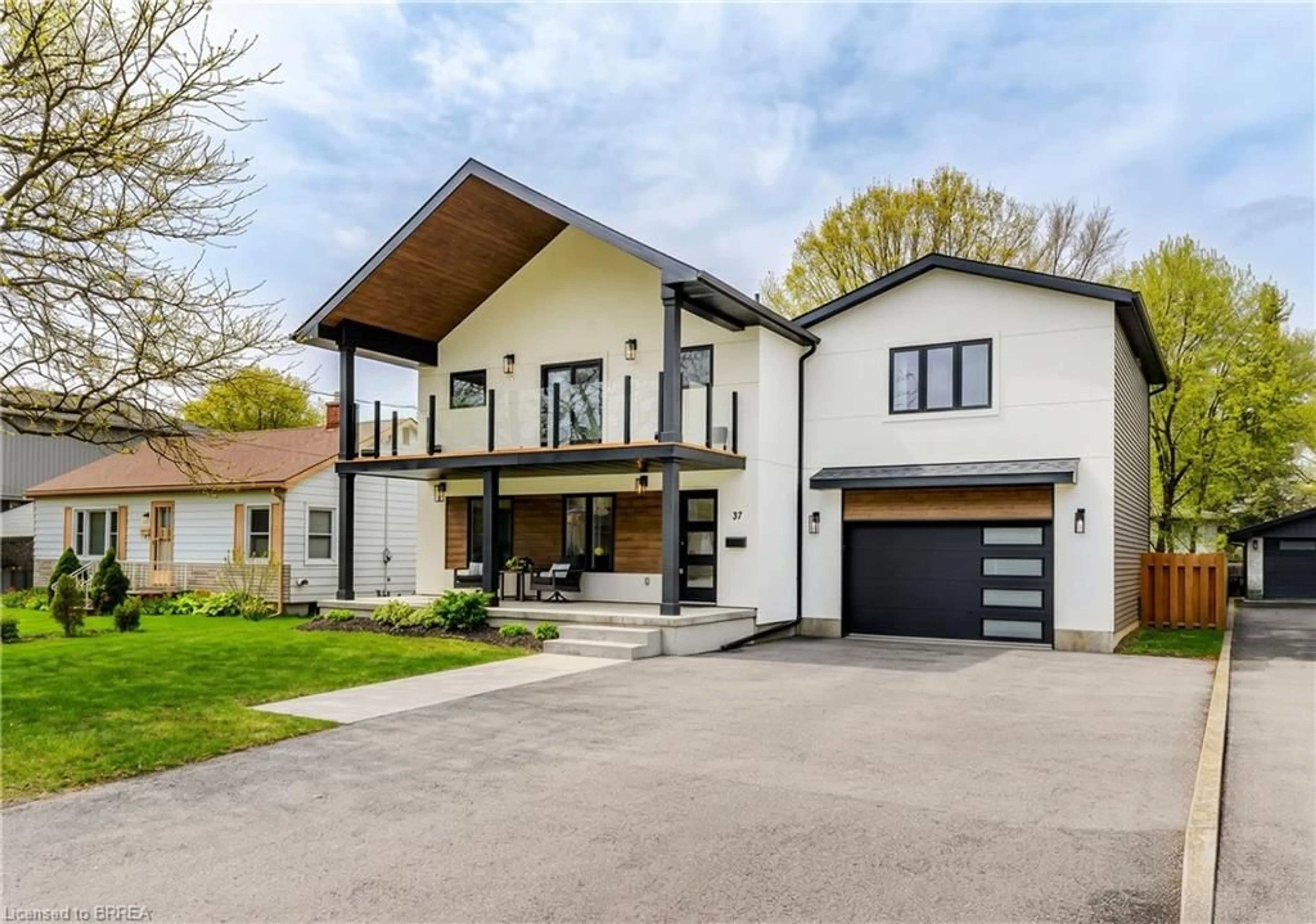 Home with brick exterior material, street for 37 Barnes Ave, Brantford Ontario N3R 4Y9