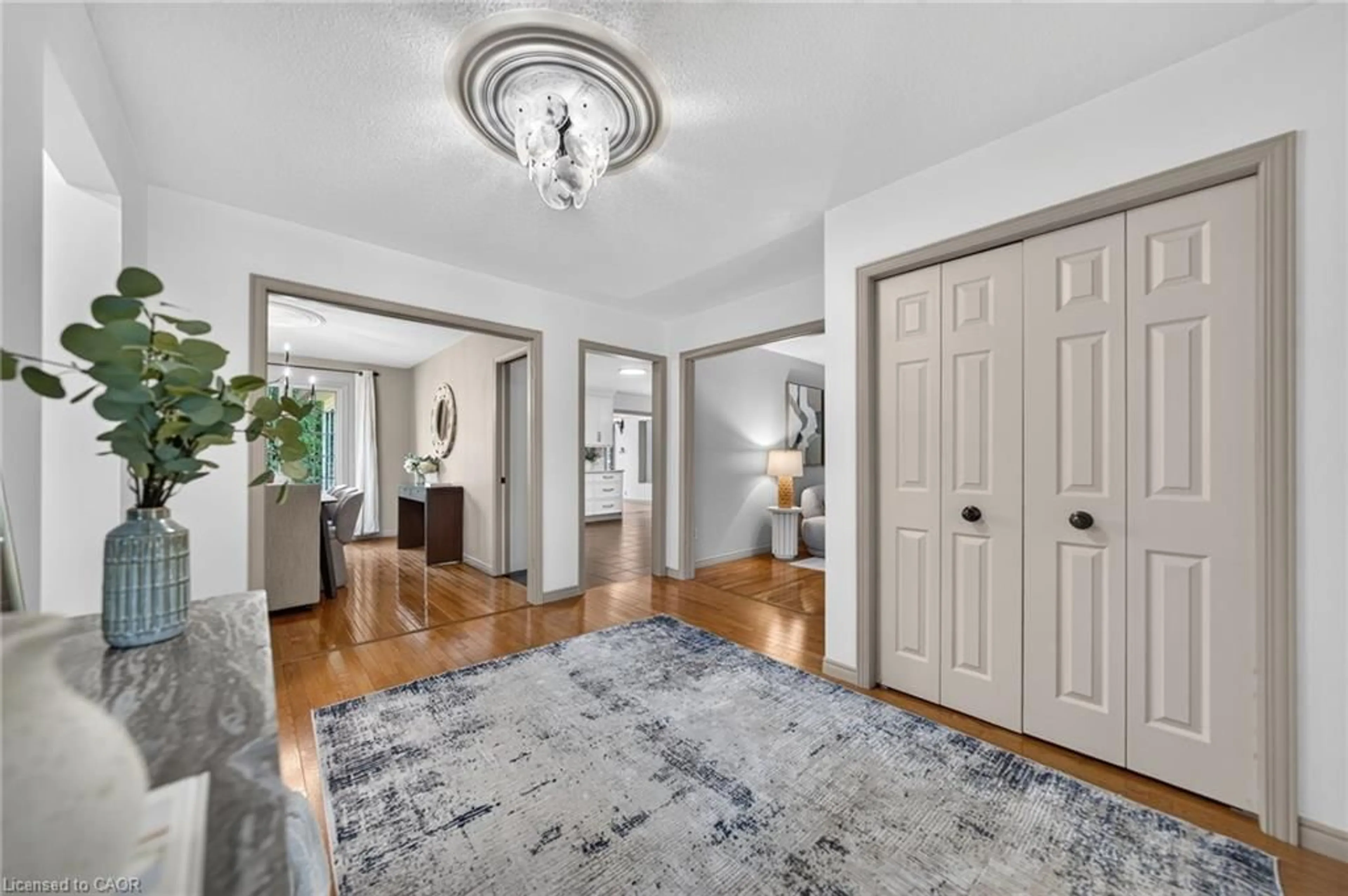 Indoor entryway for 1 Alten Way, Heidelberg Ontario N0B 1Y0