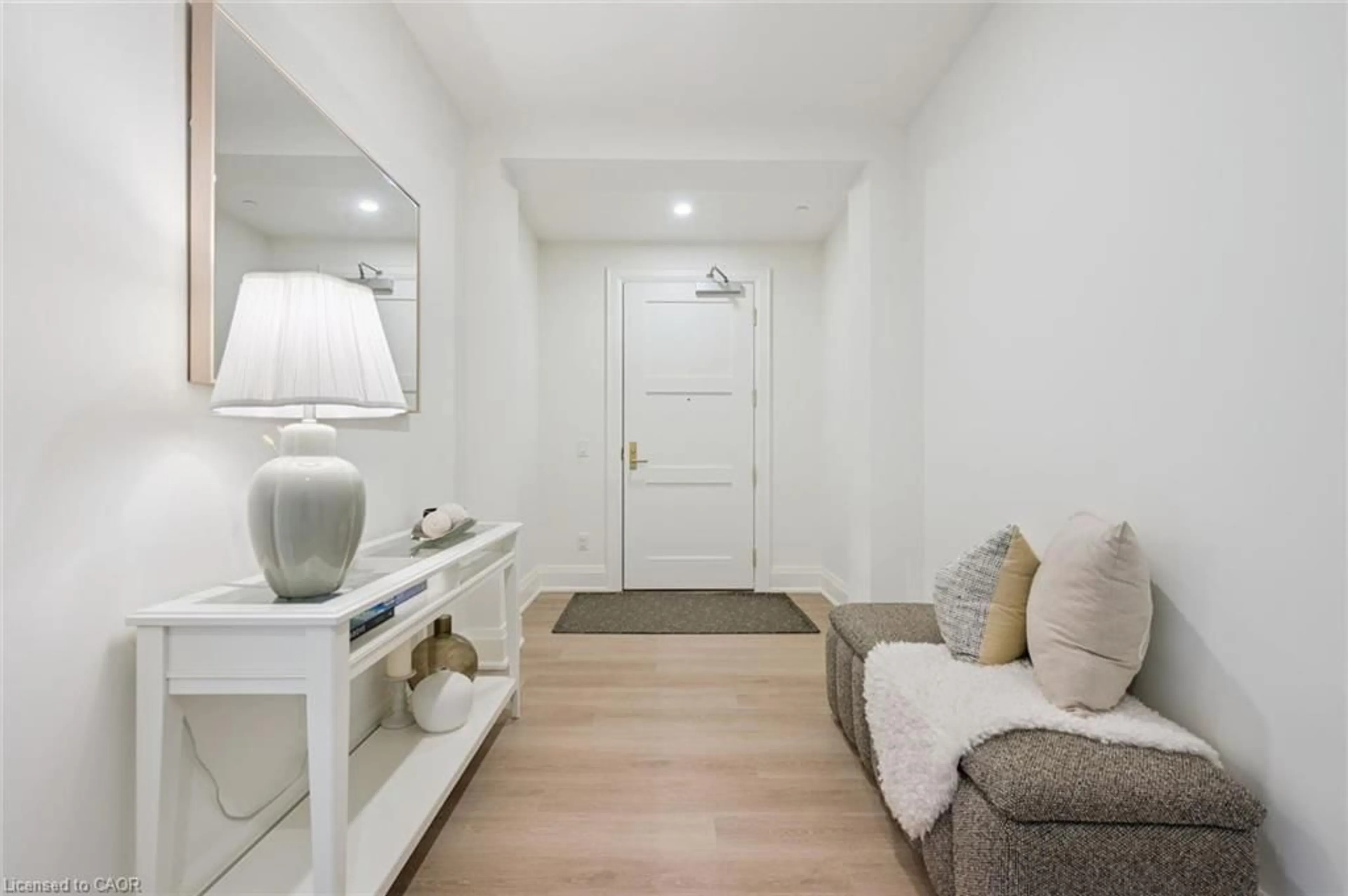 Indoor entryway for 6523 Wellington 7 Rd #314, Centre Wellington Ontario N0B 1S0