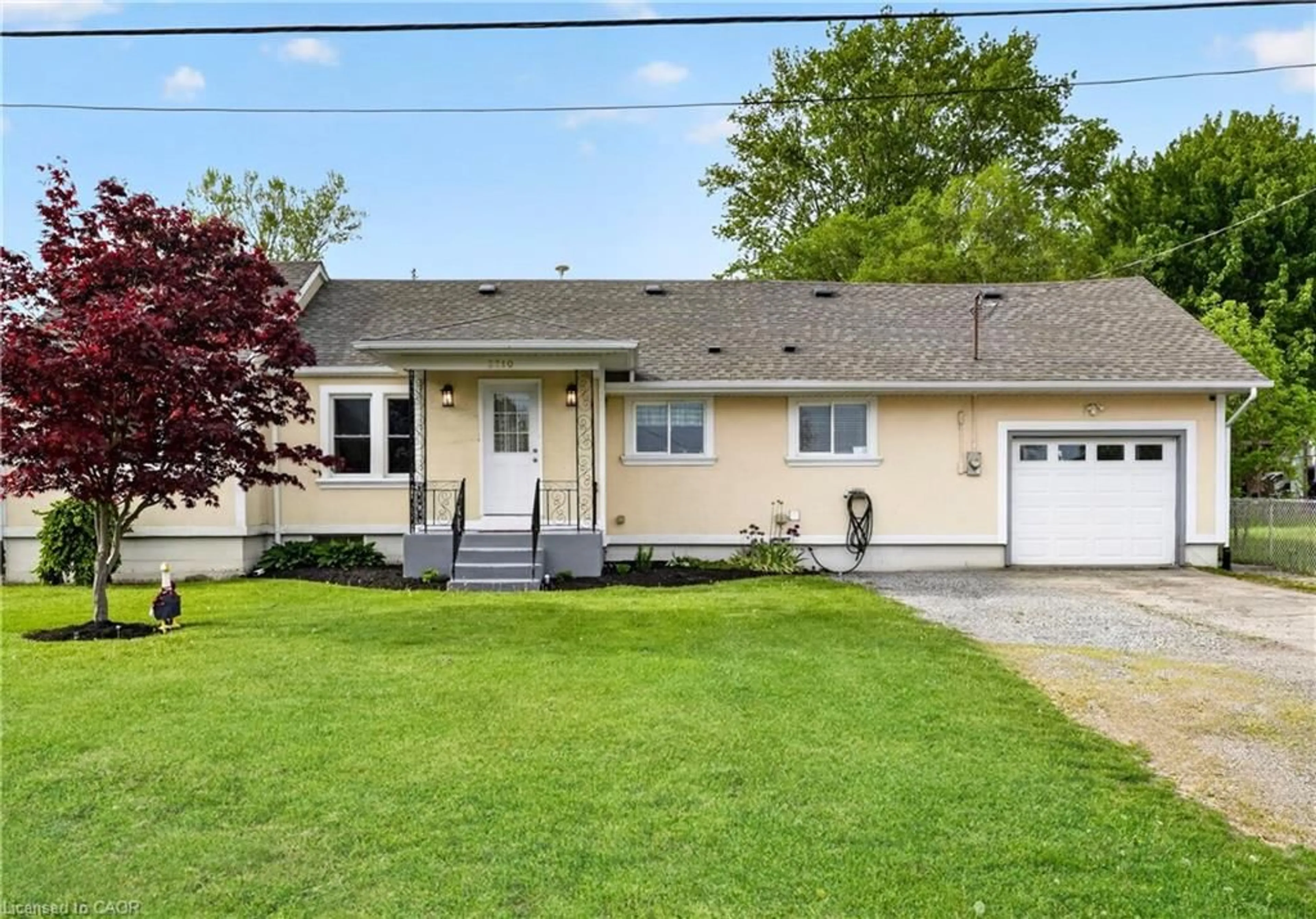 Home with vinyl exterior material, street for 3710 Brunswick Ave, Crystal Beach Ontario L0S 1B0