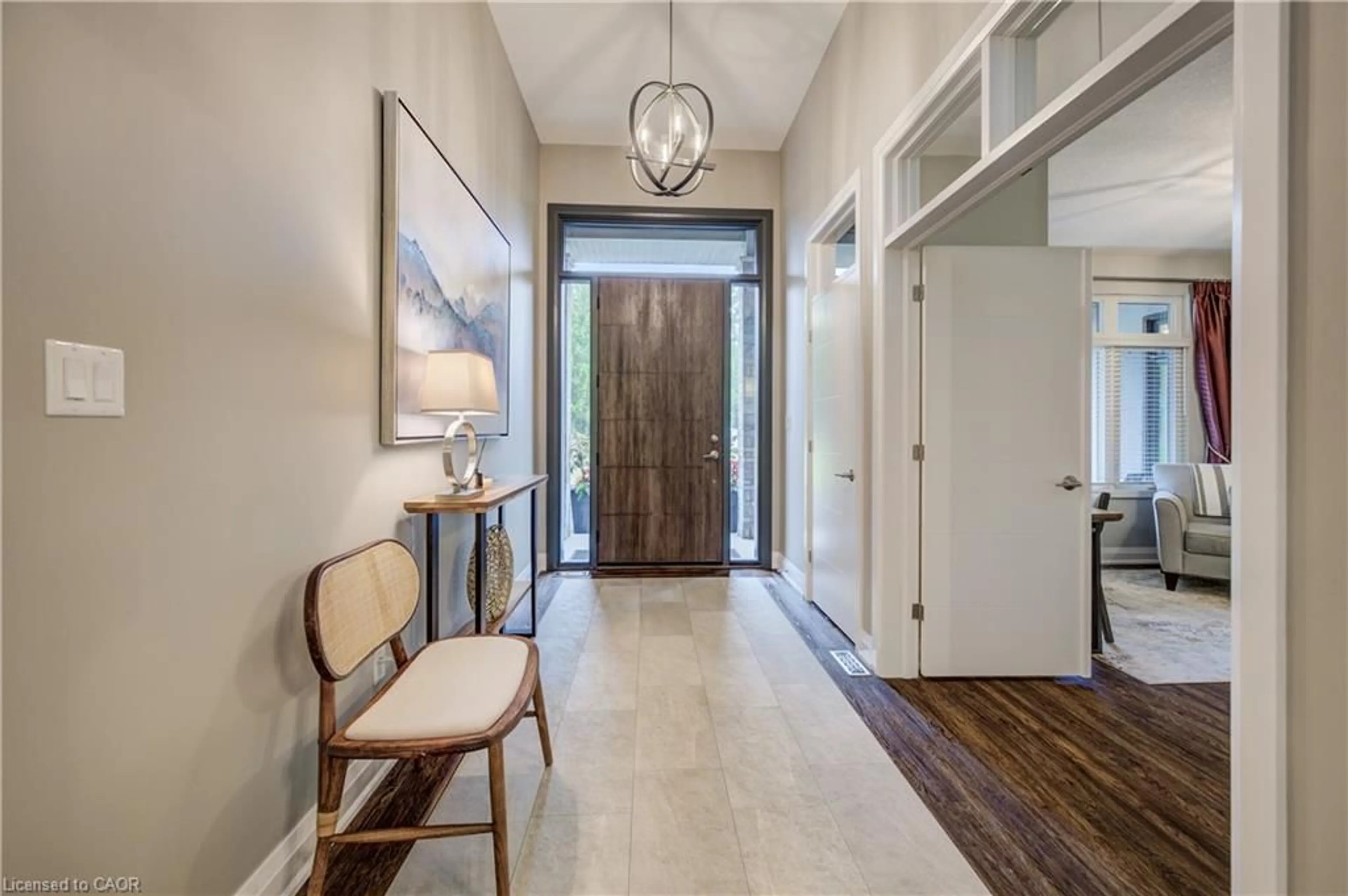 Indoor entryway for 8 Pittock Park St, Woodstock Ontario N4S 7W1