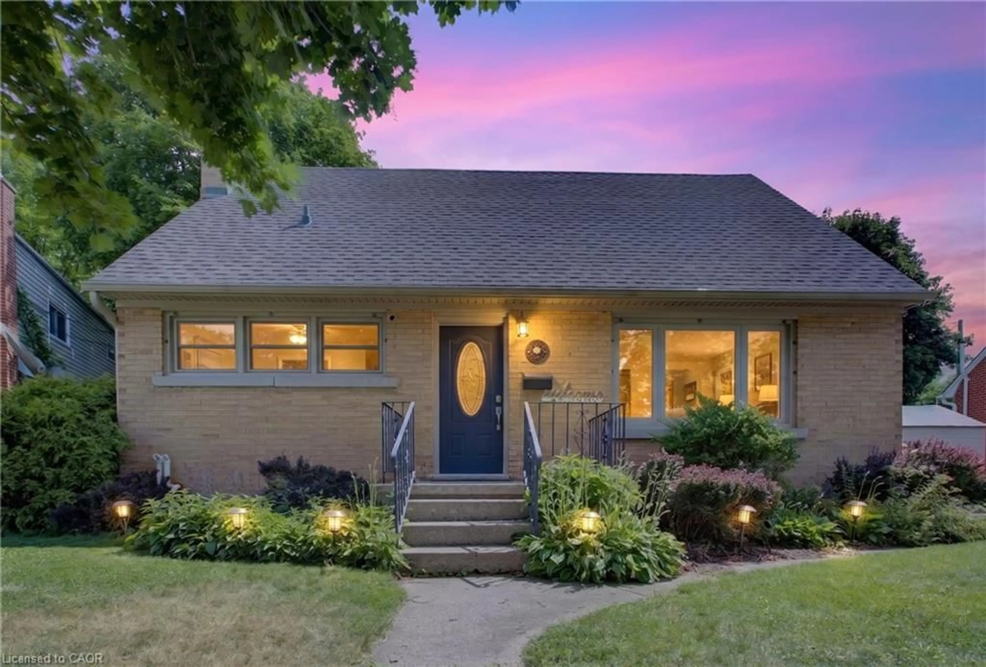 Home with brick exterior material, street for 531 Philip Cres, Cambridge Ontario N3H 2R4