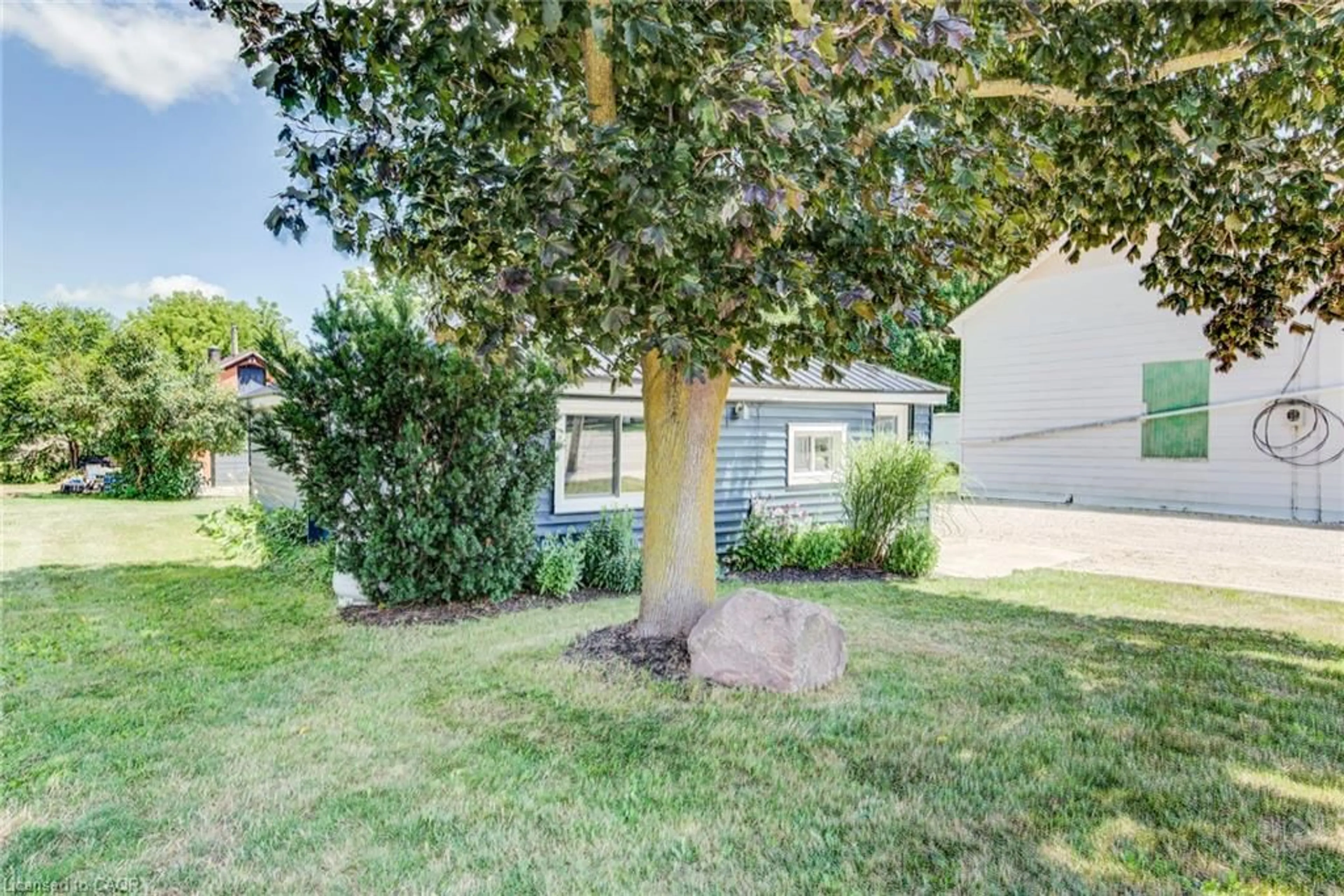 Unknown for 14 Maddison St, Monkton Ontario N0K 1P0