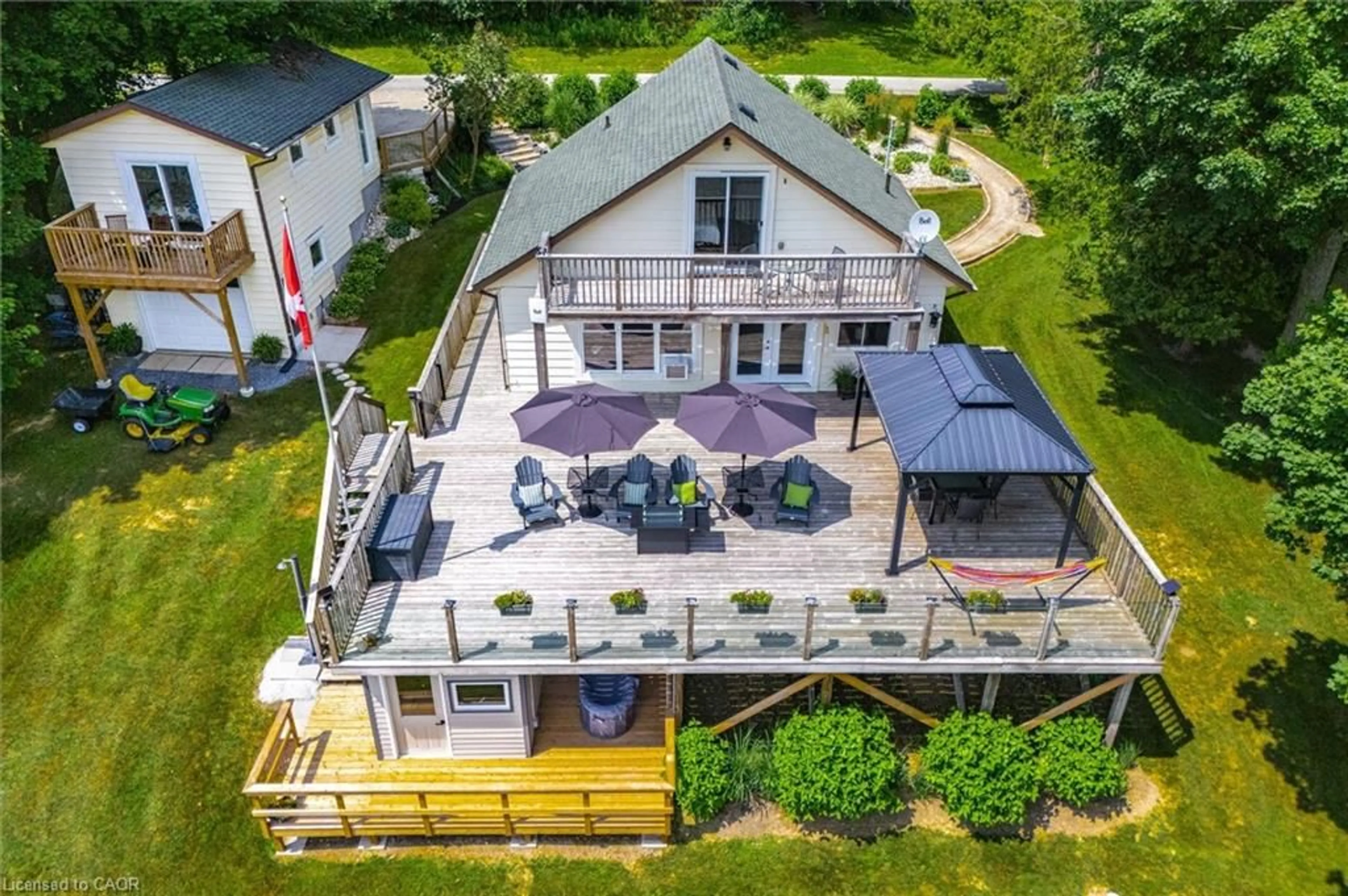 A pic from outside/outdoor area/front of a property/back of a property/a pic from drone, unknown for 614 Sixth Rd, Mapleton Ontario N0G 2K0