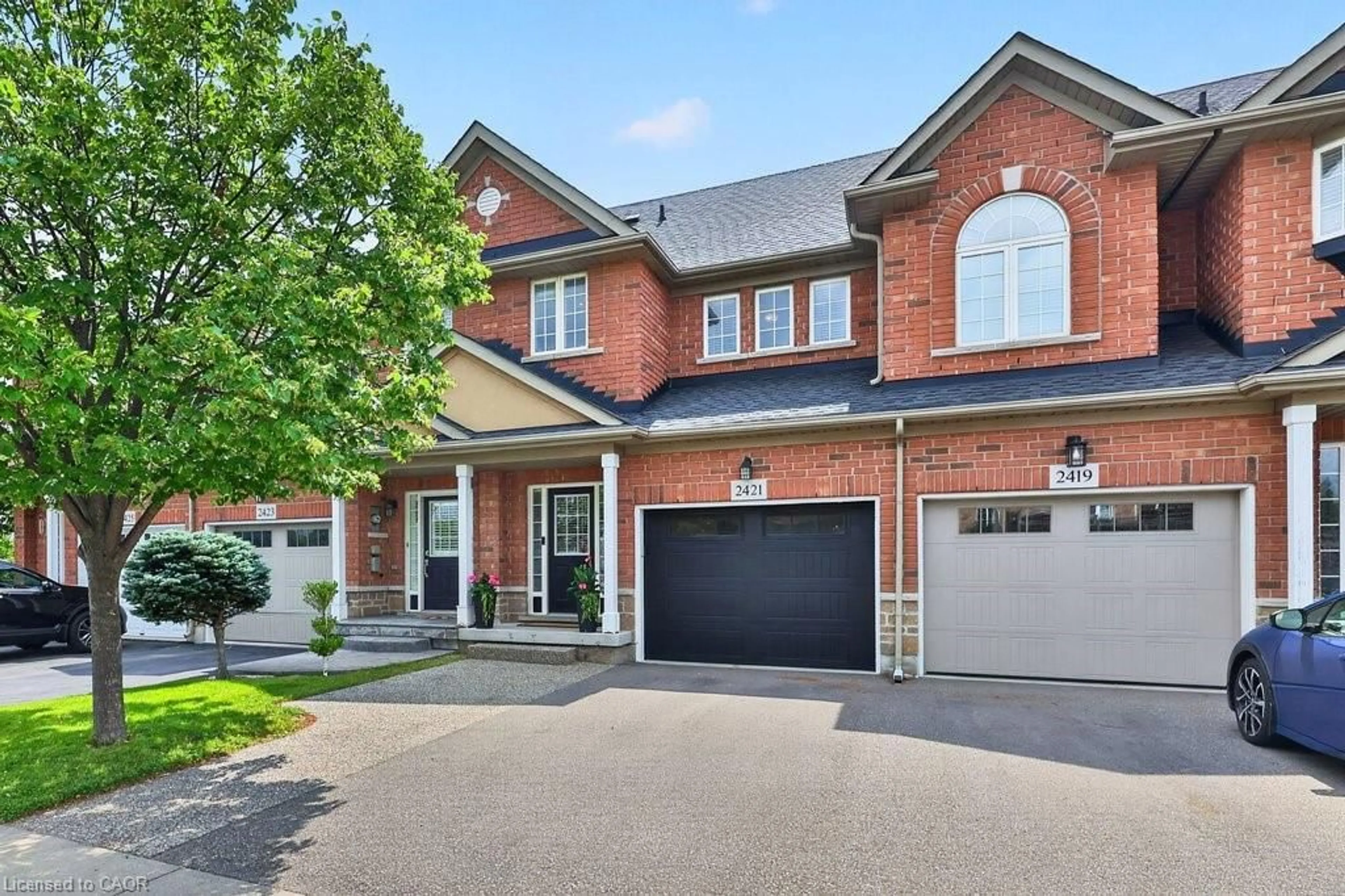 Home with brick exterior material, street for 2421 Shadow Crt, Oakville Ontario L6M 5G6
