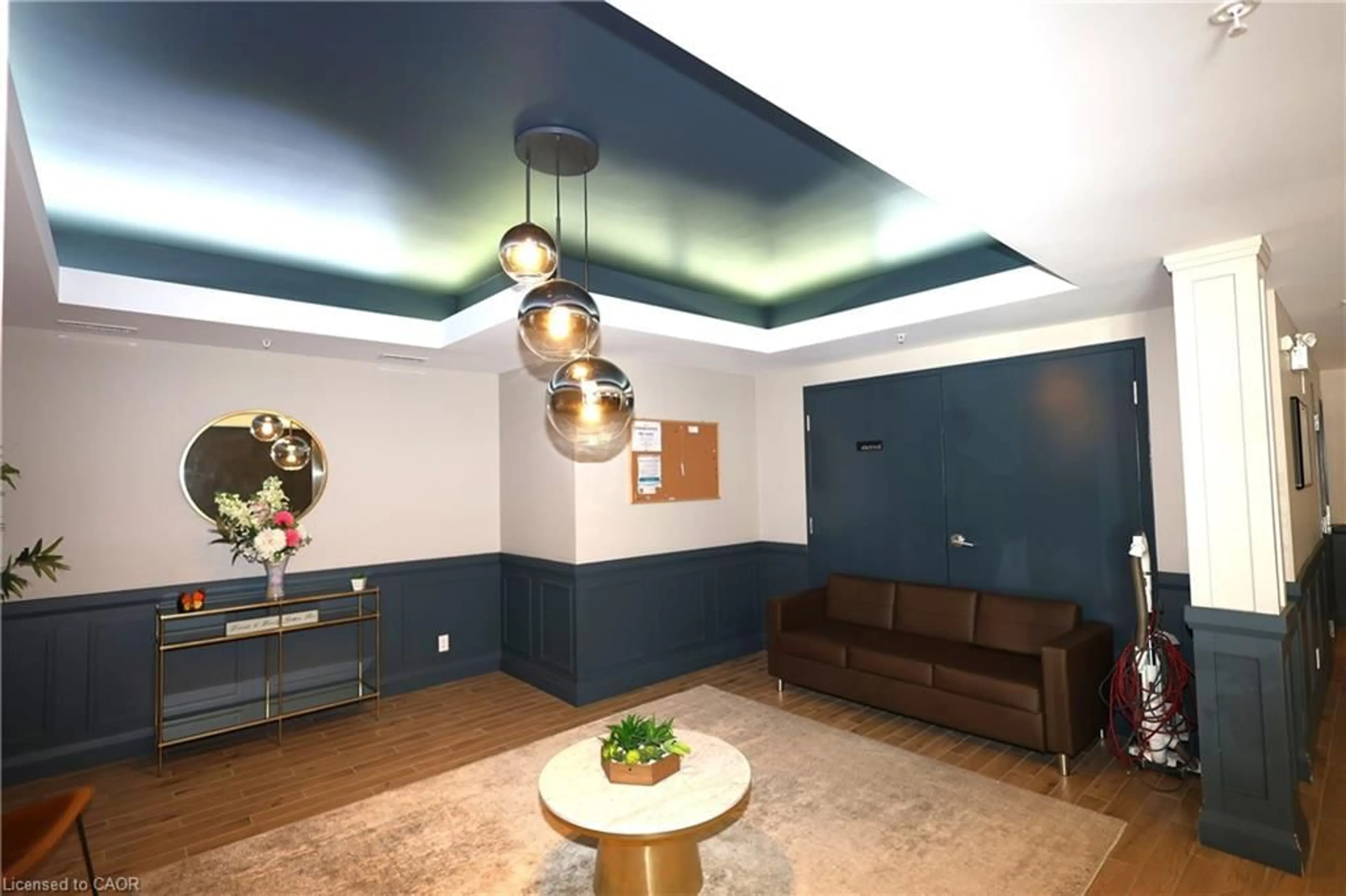 Lobby for 778 Laurelwood Dr #405, Waterloo Ontario N2V 0A8