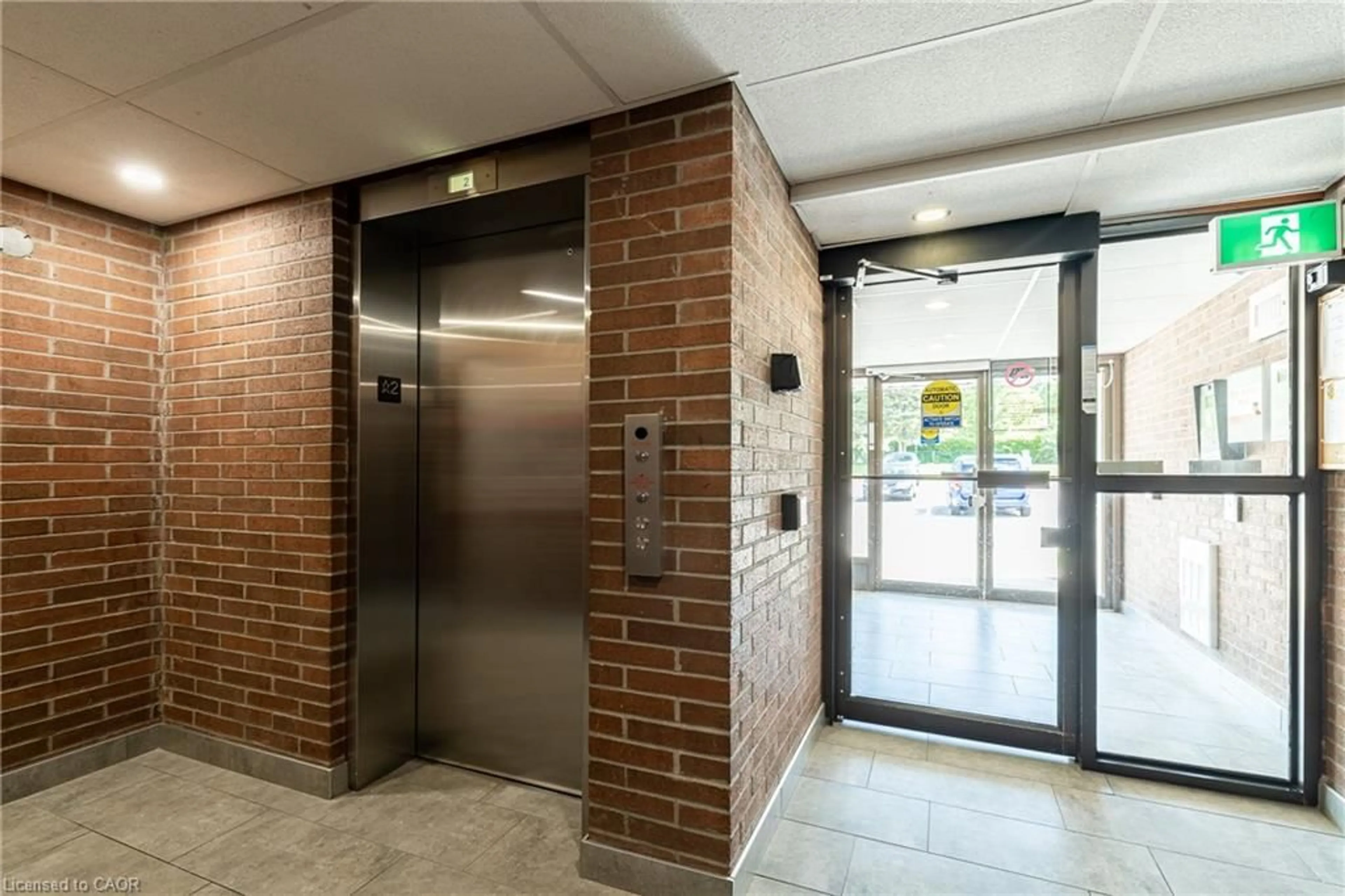 Indoor foyer for 65 Silvercreek Pky #401, Guelph Ontario N1H 7R9
