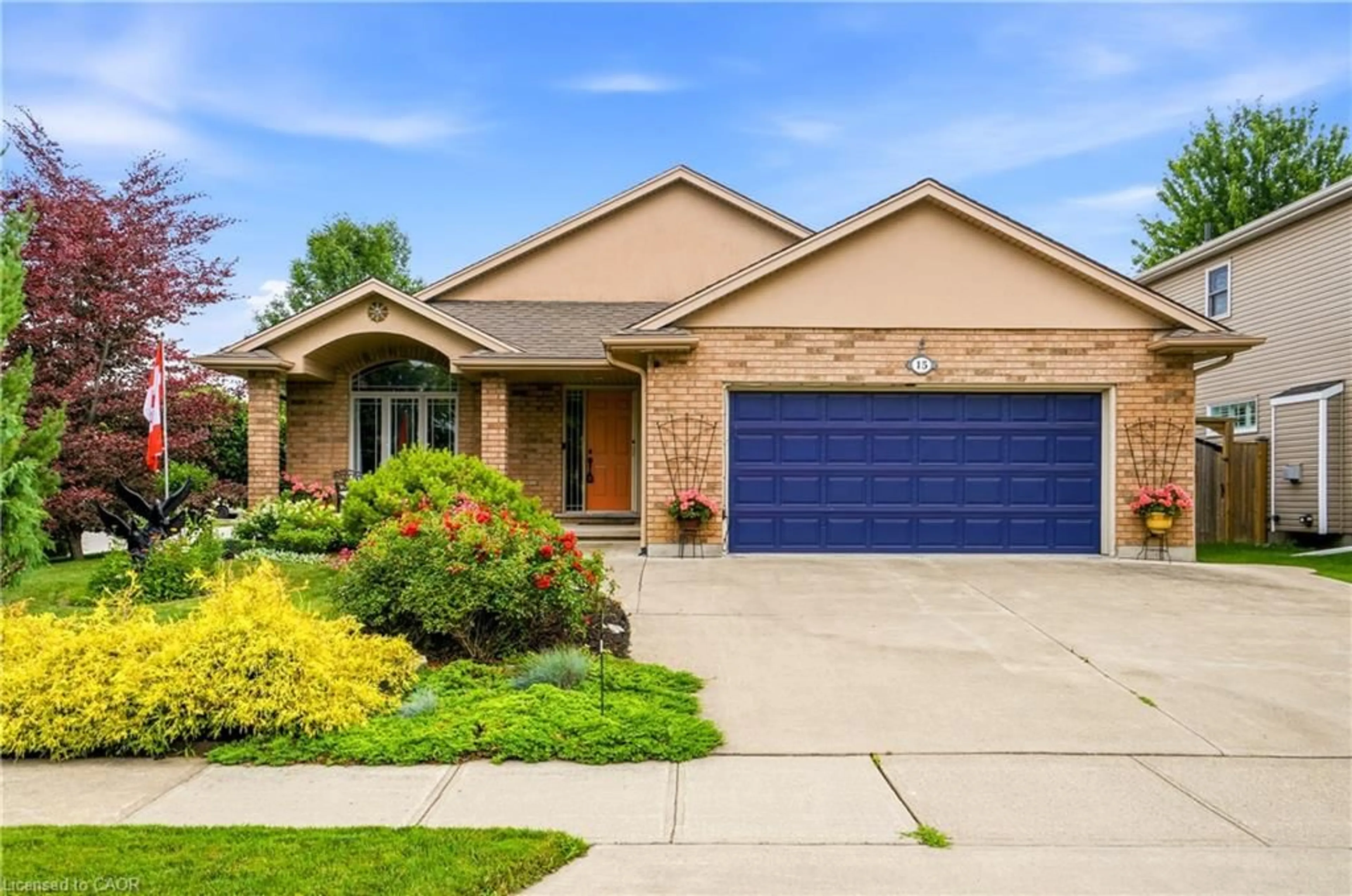 Home with brick exterior material, street for 15 Hope Ave, Virgil Ontario L0S 1T0
