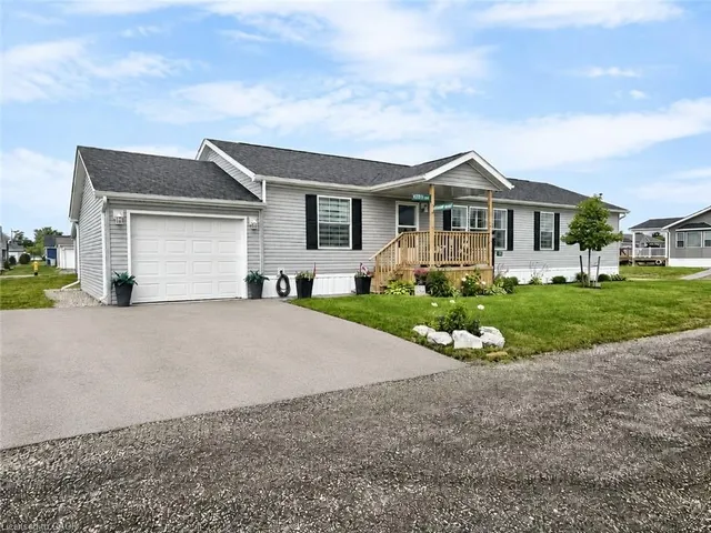 13 Hickory Hollow, Nanticoke 2