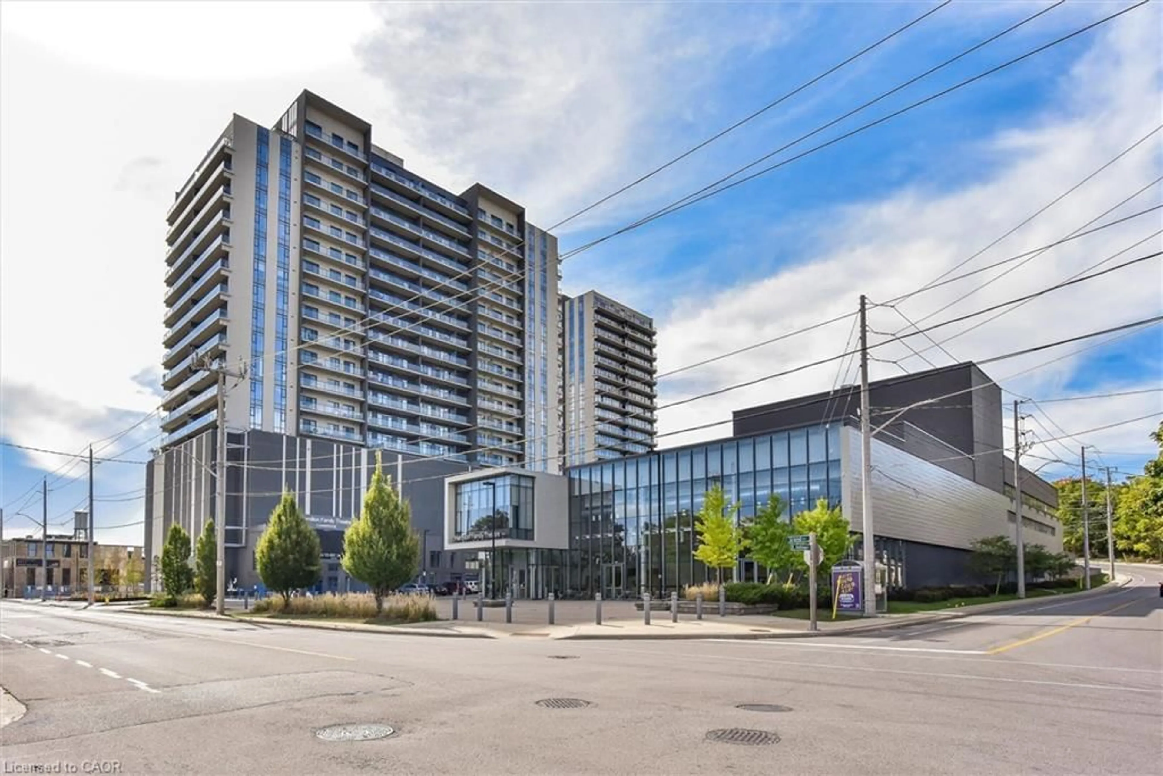 Indoor foyer for 50 Grand Ave #1002, Cambridge Ontario N1S 0C2
