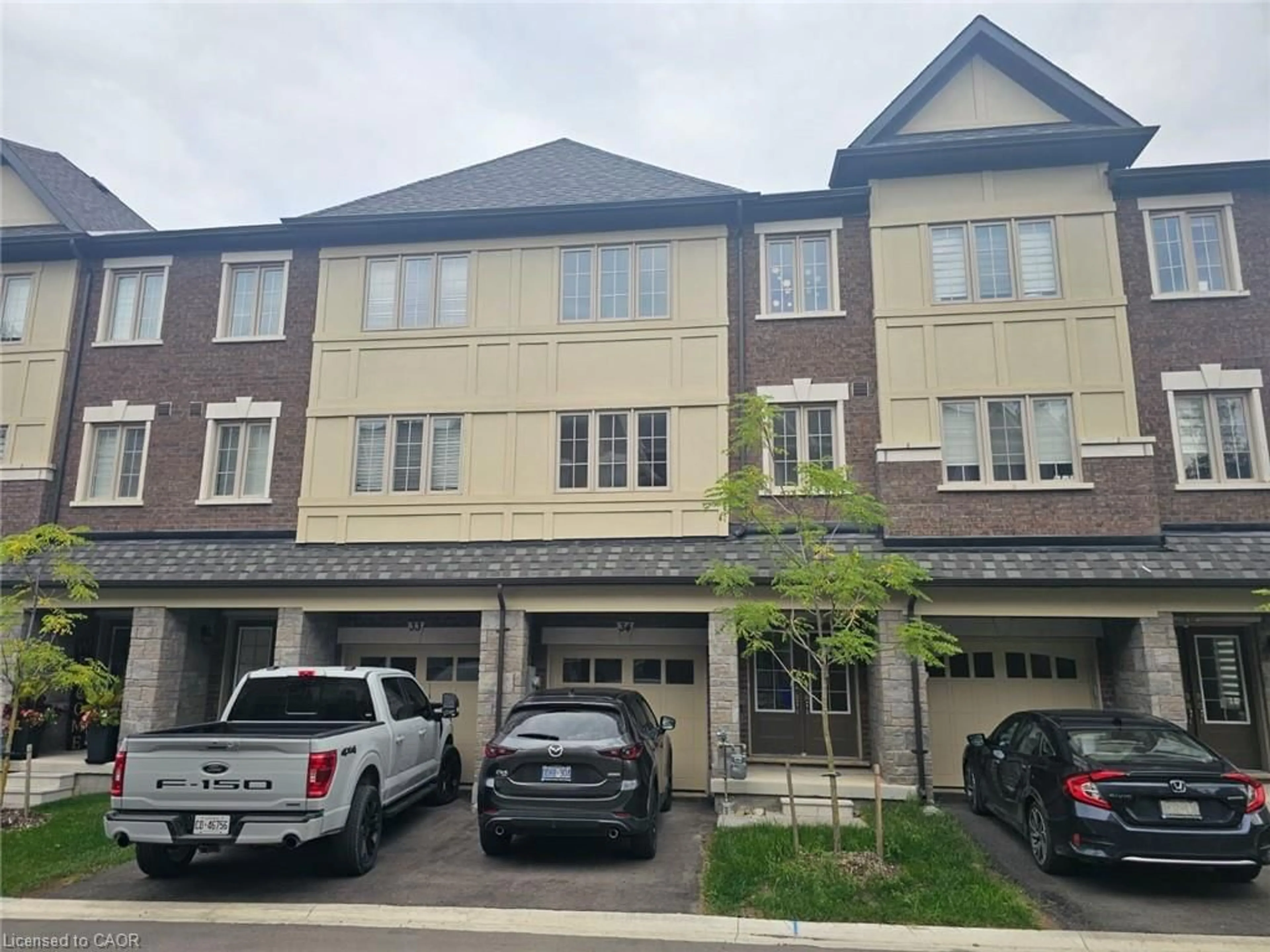 A pic from outside/outdoor area/front of a property/back of a property/a pic from drone, street for 68 First St #34, Orangeville Ontario L9W 2E4