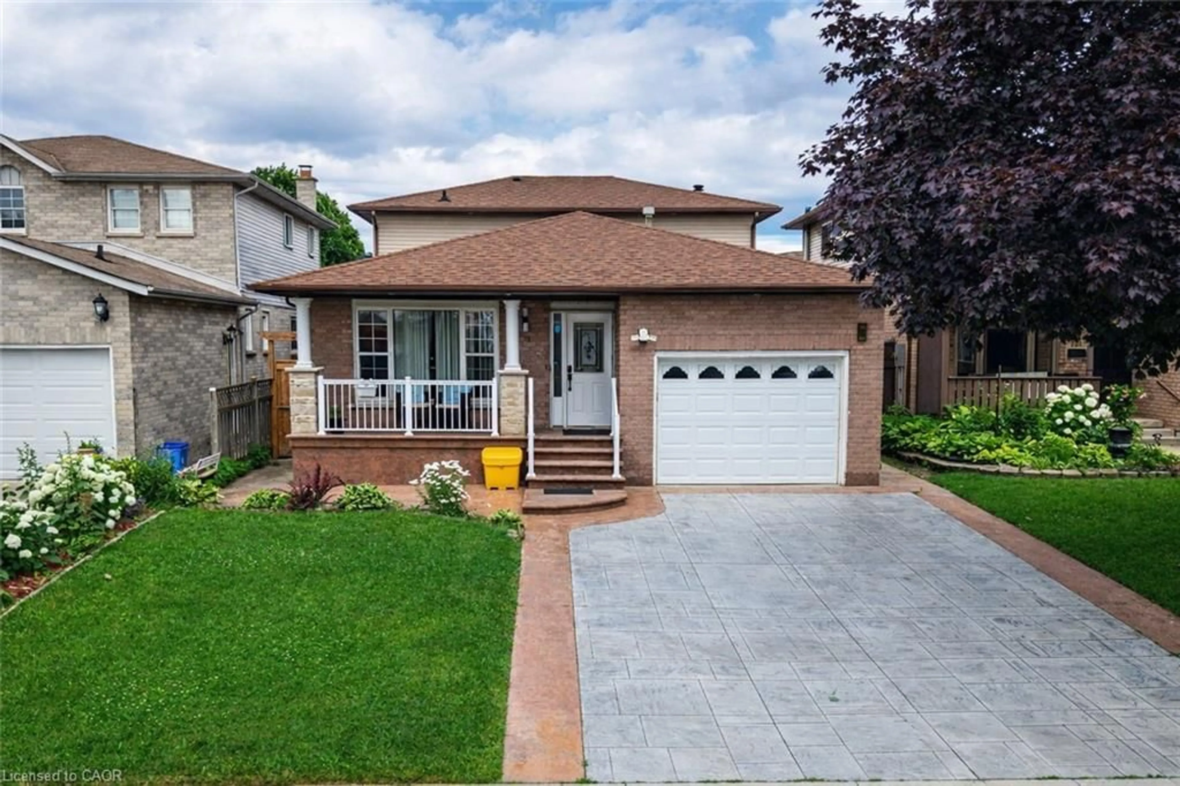 Home with brick exterior material, street for 214 Merrilee Cres, Hamilton Ontario L9A 5E2