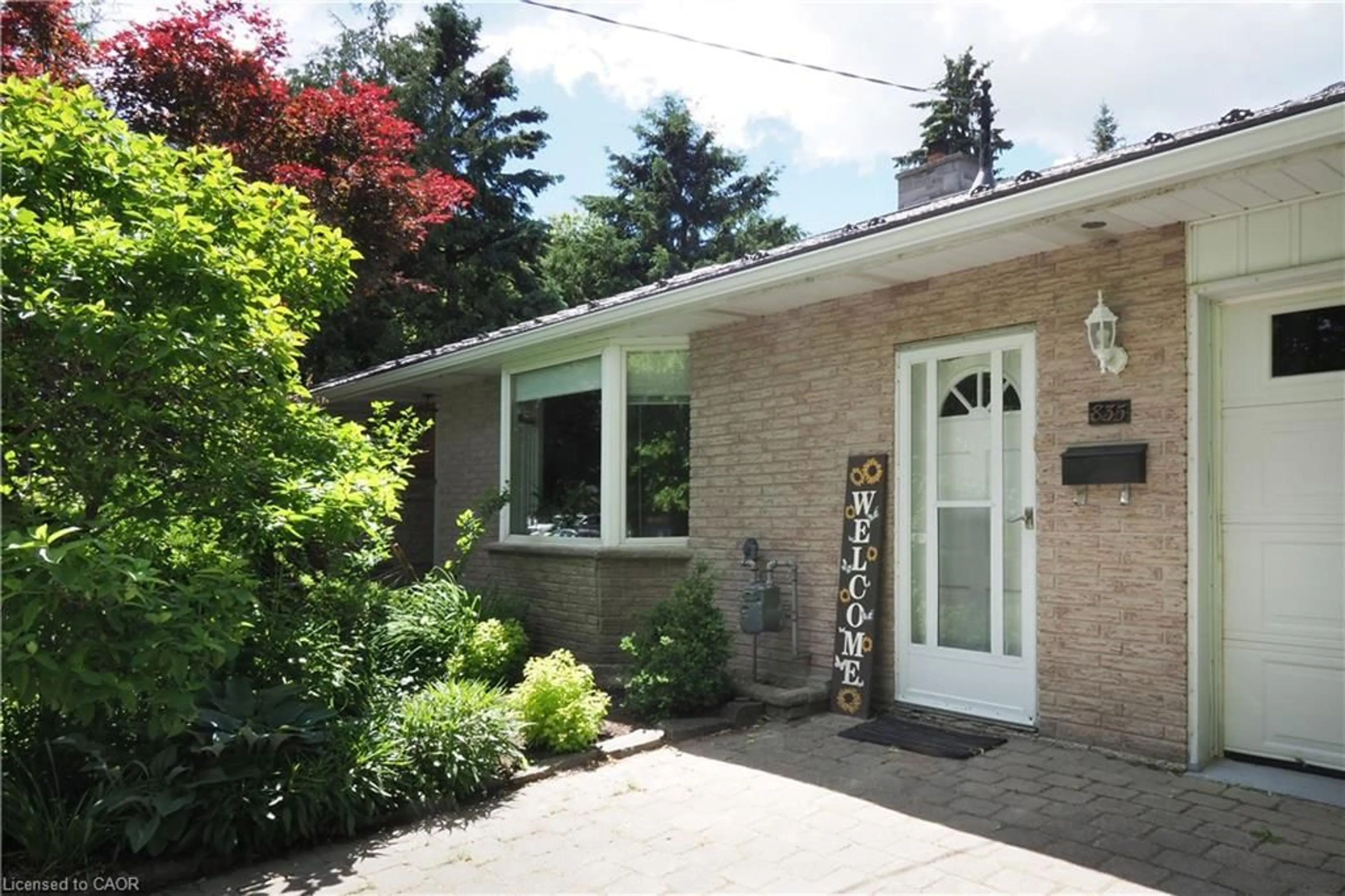 Unknown for 835 York Ave, Listowel Ontario N4W 2Y5