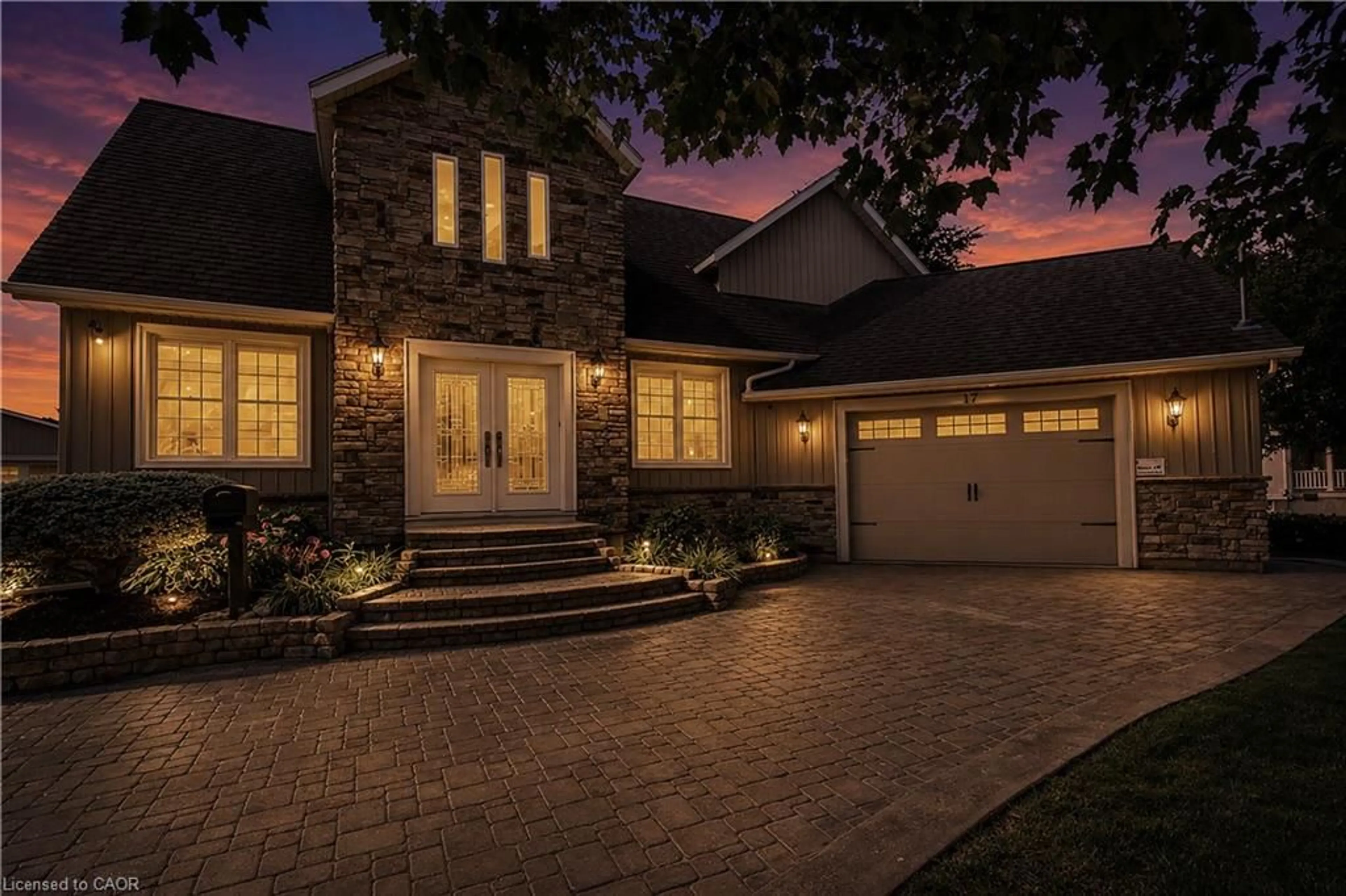 Home with brick exterior material, street for 17 Athlone Rd, Cambridge Ontario N1R 1J1