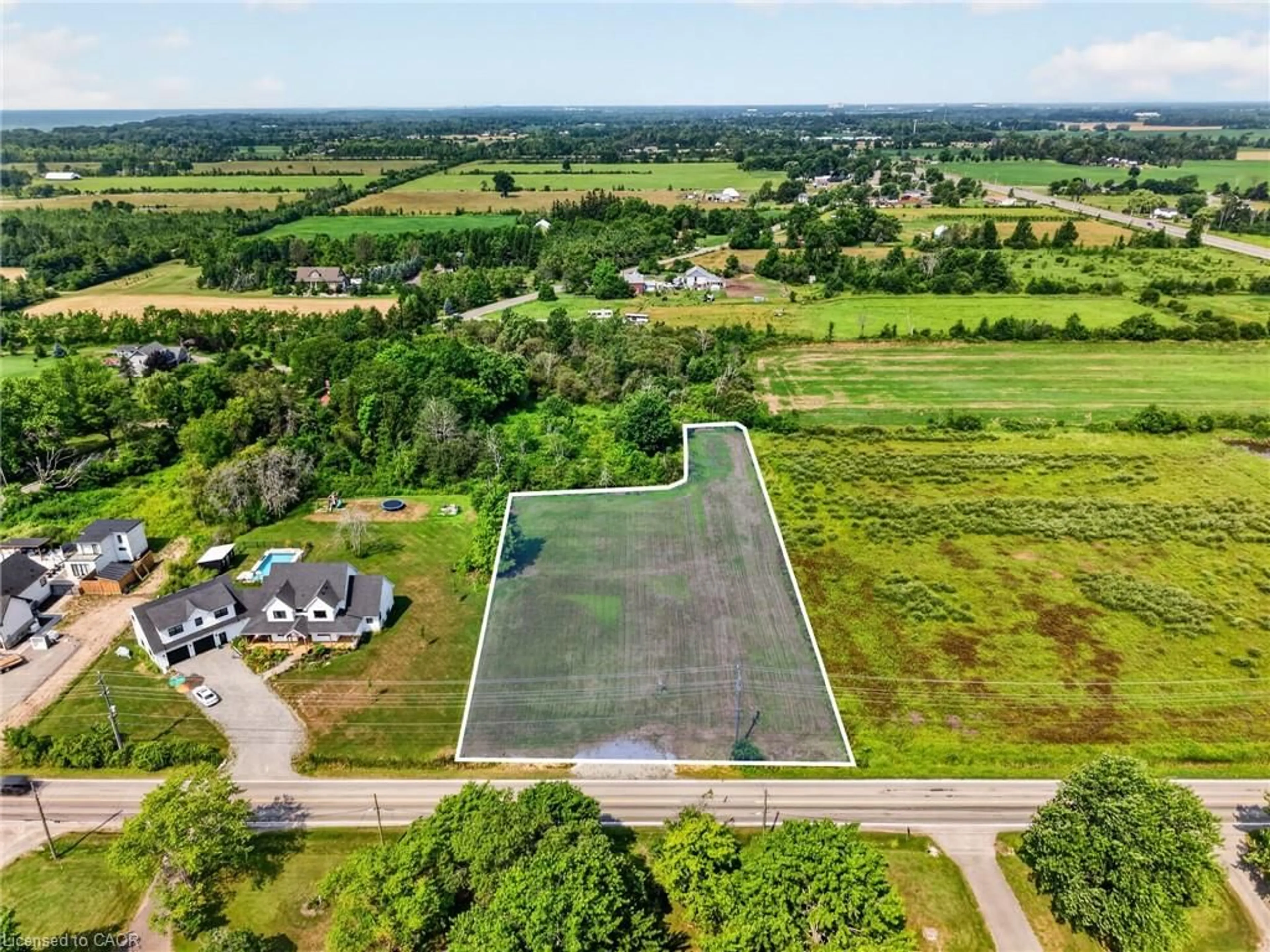 A pic from outside/outdoor area/front of a property/back of a property/a pic from drone, unknown for PART 3 Empire Rd, Sherkston Ontario L0S 1R0