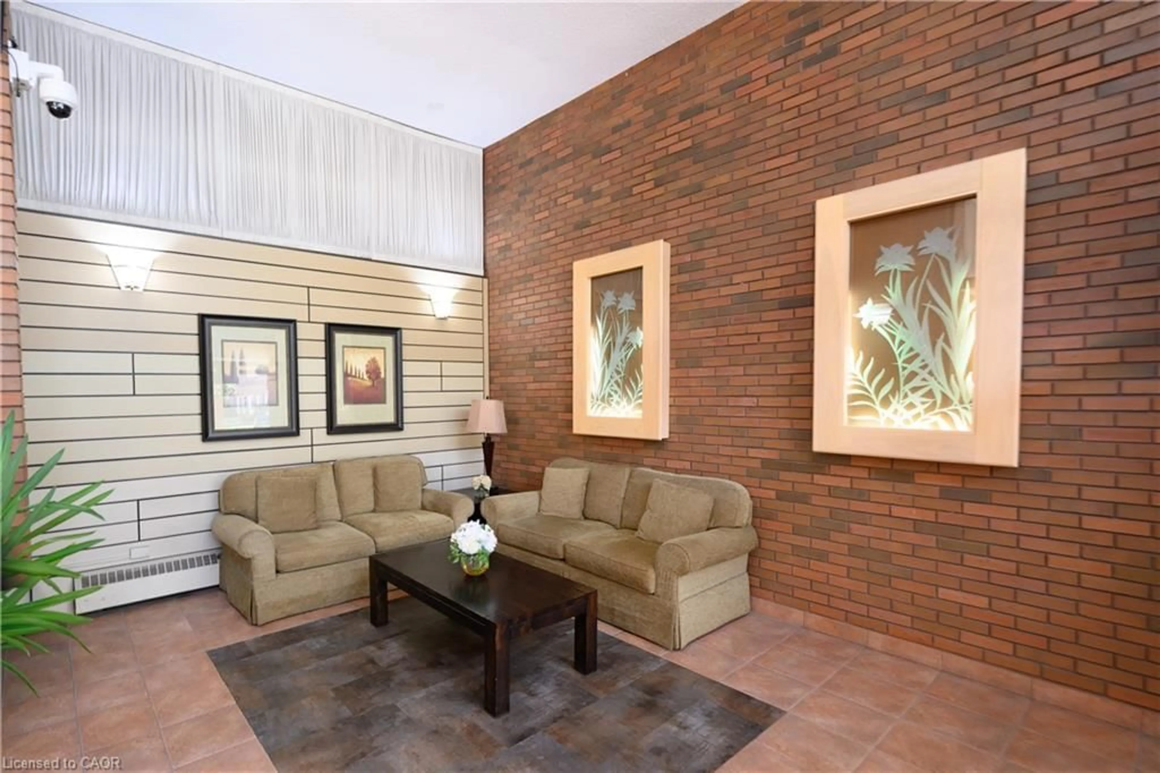 Lobby for 222 Jackson St #1405, Hamilton Ontario L8P 4S5