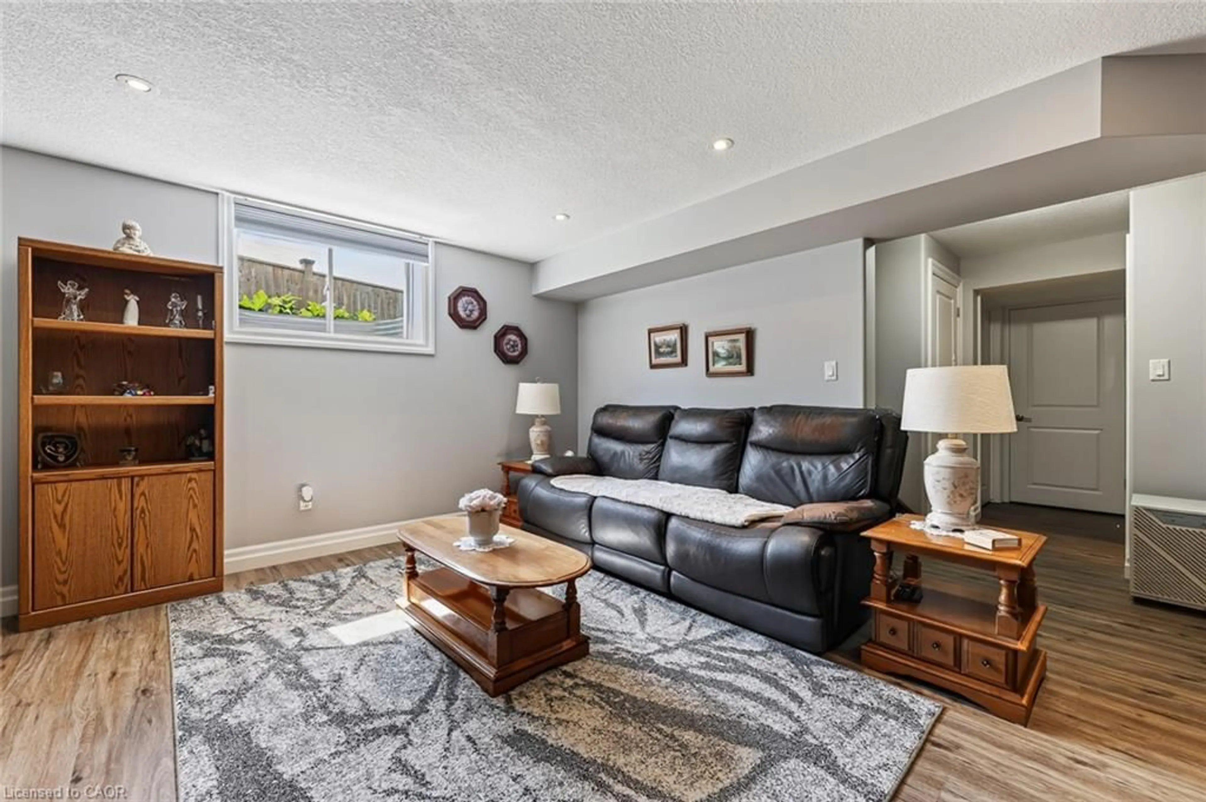 Living room with furniture, unknown for 924 Springbank Ave, Woodstock Ontario N4T 0G1