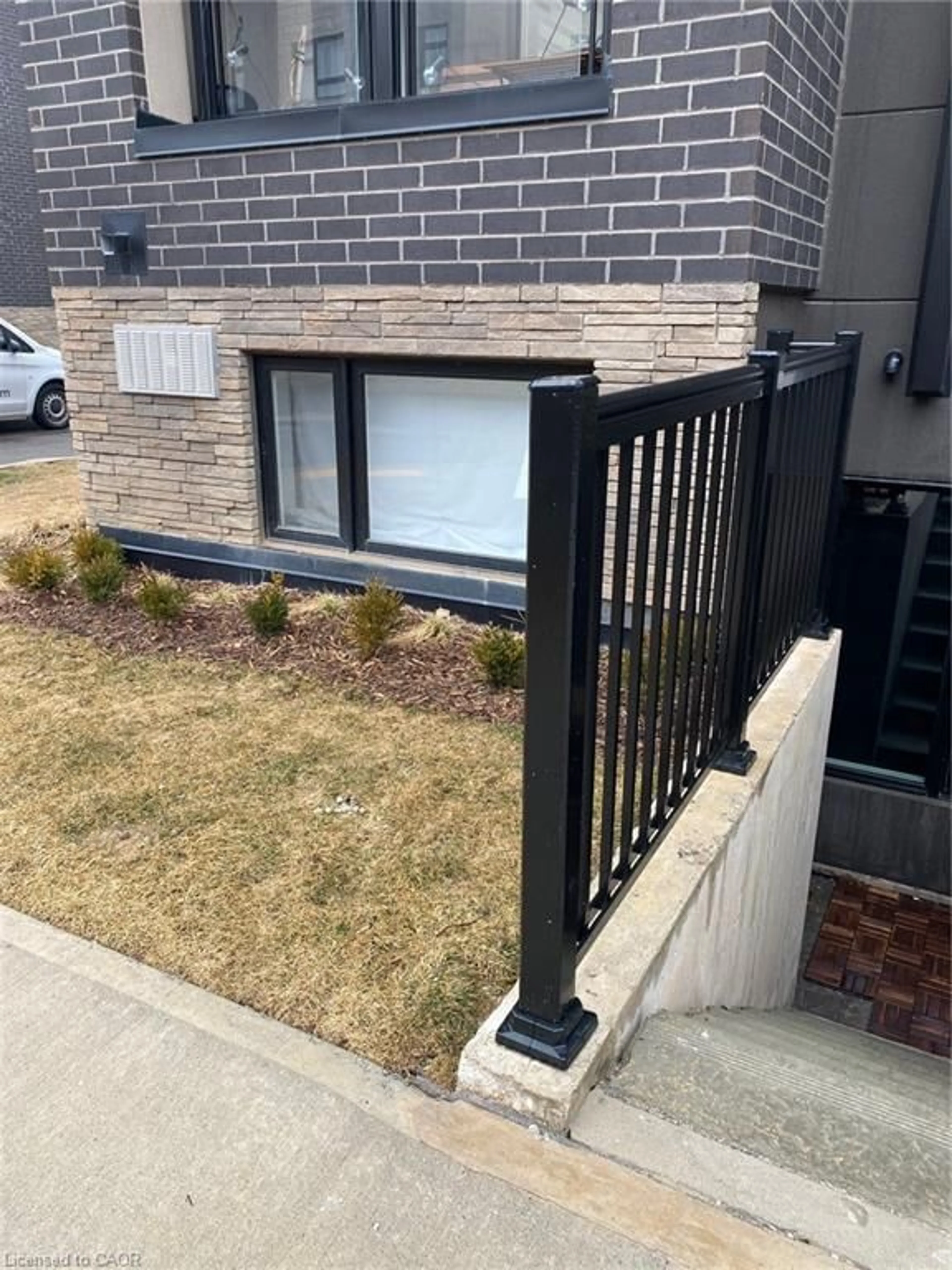 Unknown for 1131 Cooke Blvd #701, Burlington Ontario L7T 0C3